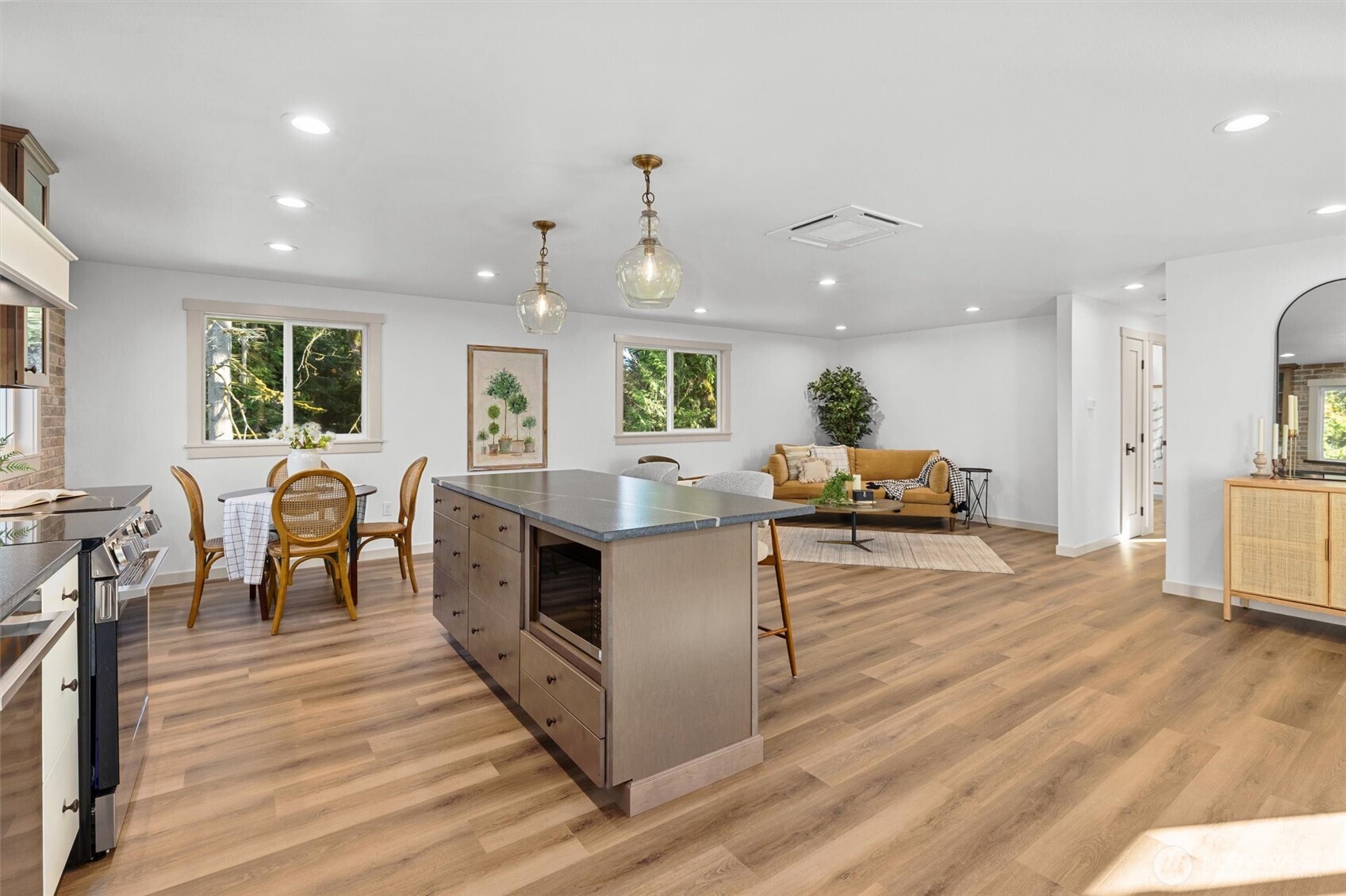 9813 Moran Road Property Photo 38