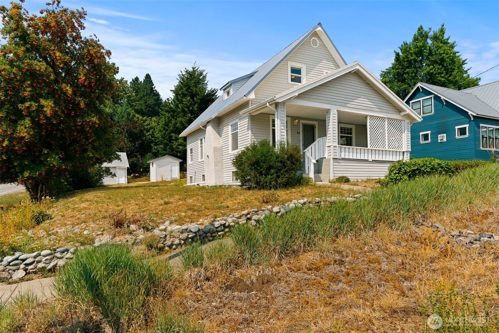 101 E Utah Avenue Property Photo 1
