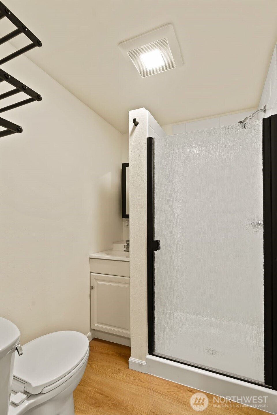 101 E Utah Avenue Property Photo 15