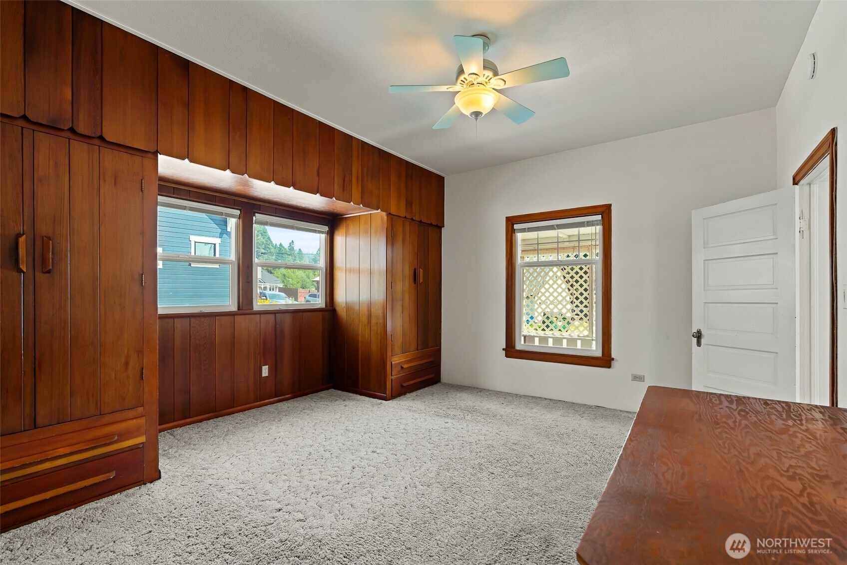 101 E Utah Avenue Property Photo 17
