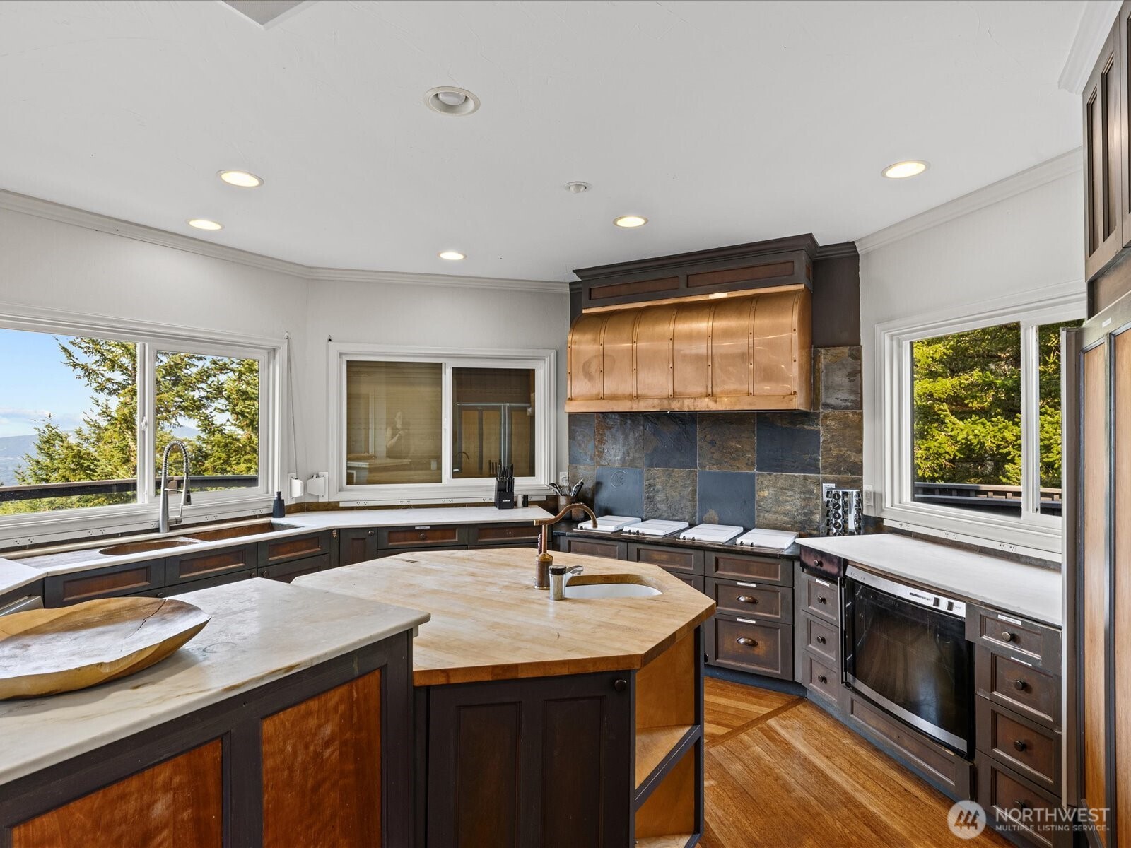65 Aerie Road Property Photo 7