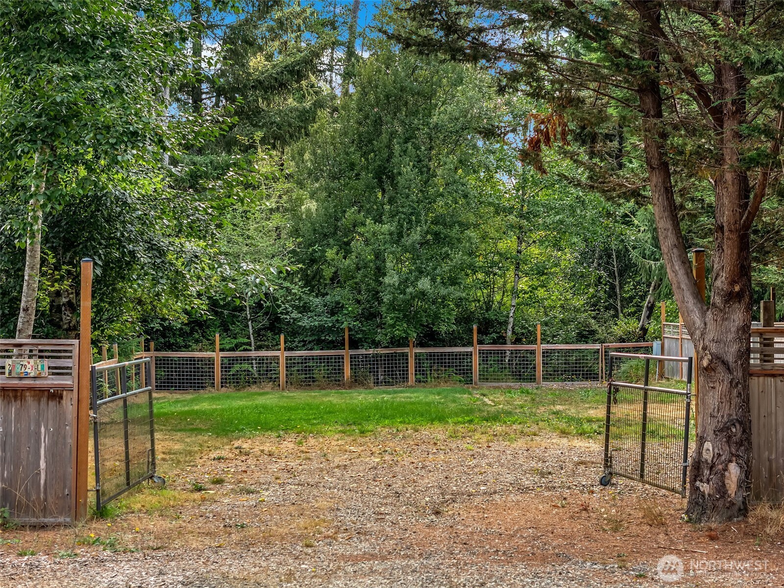 27879 X Lane Property Photo 1