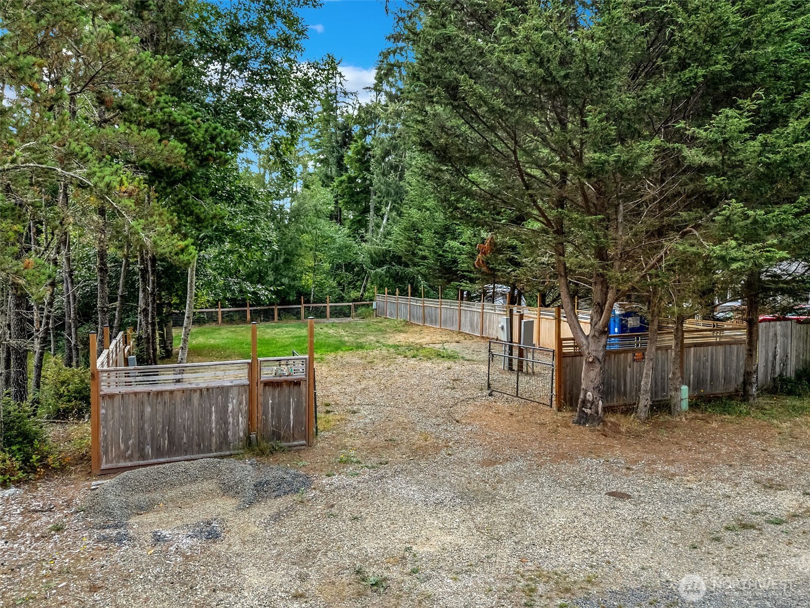 27879 X Lane Property Photo 11