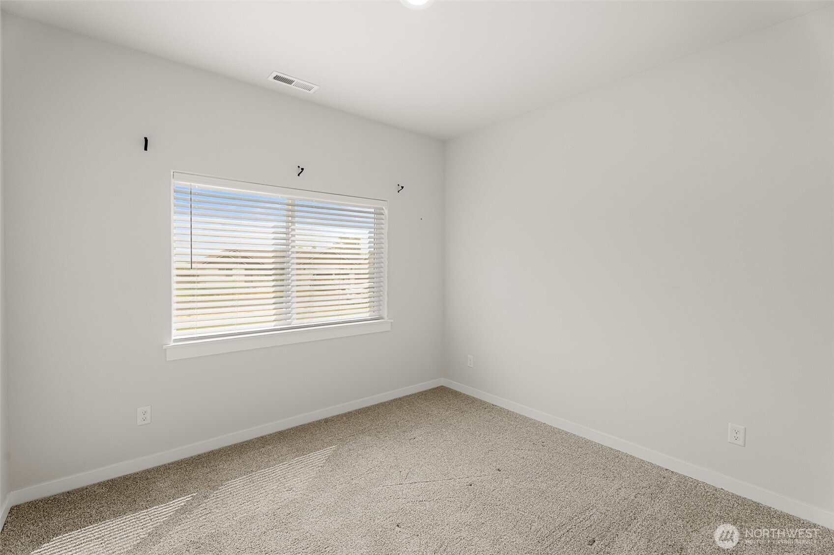 158 Saratoga Ln Property Photo 25