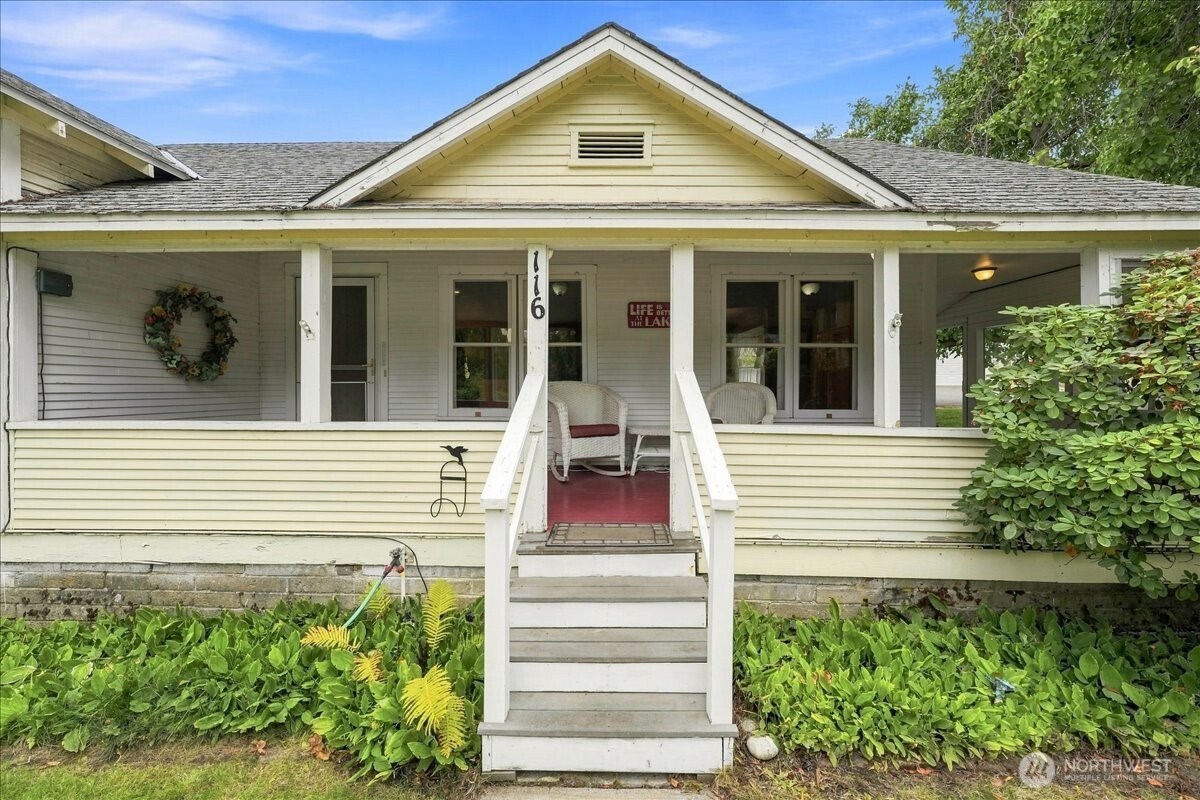 116 E Farnham Avenue Property Photo 1