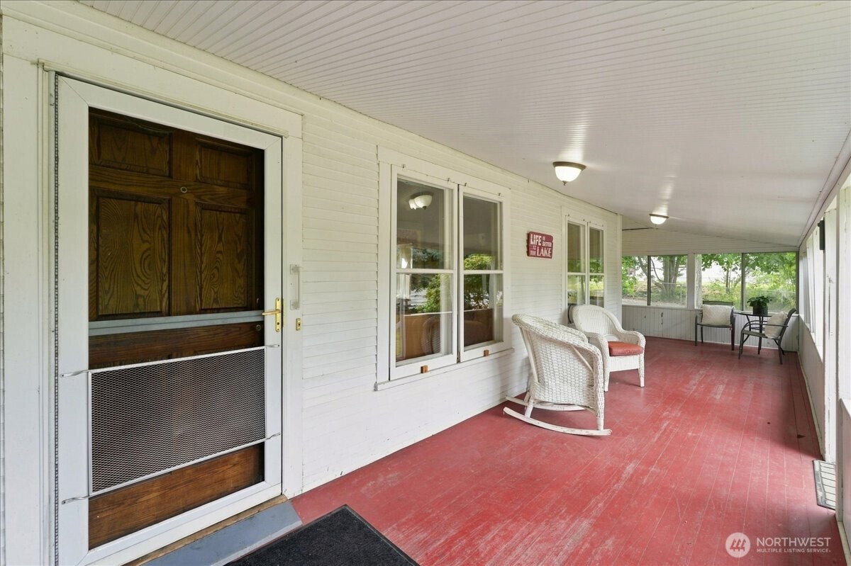 116 E Farnham Avenue Property Photo 7