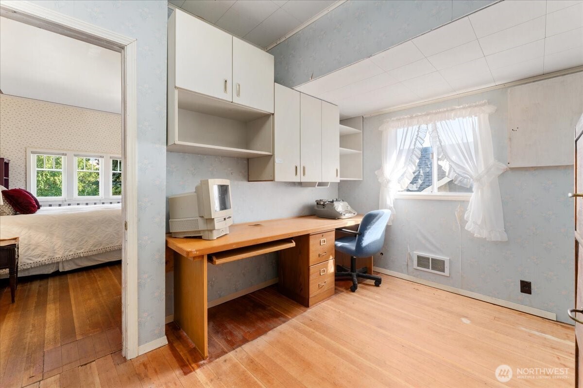 116 E Farnham Avenue Property Photo 32