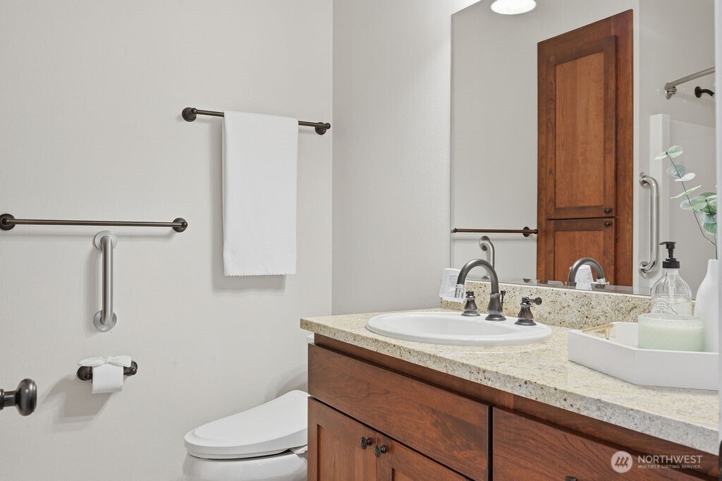 1215 Lawrence Street 202 Property Photo 26