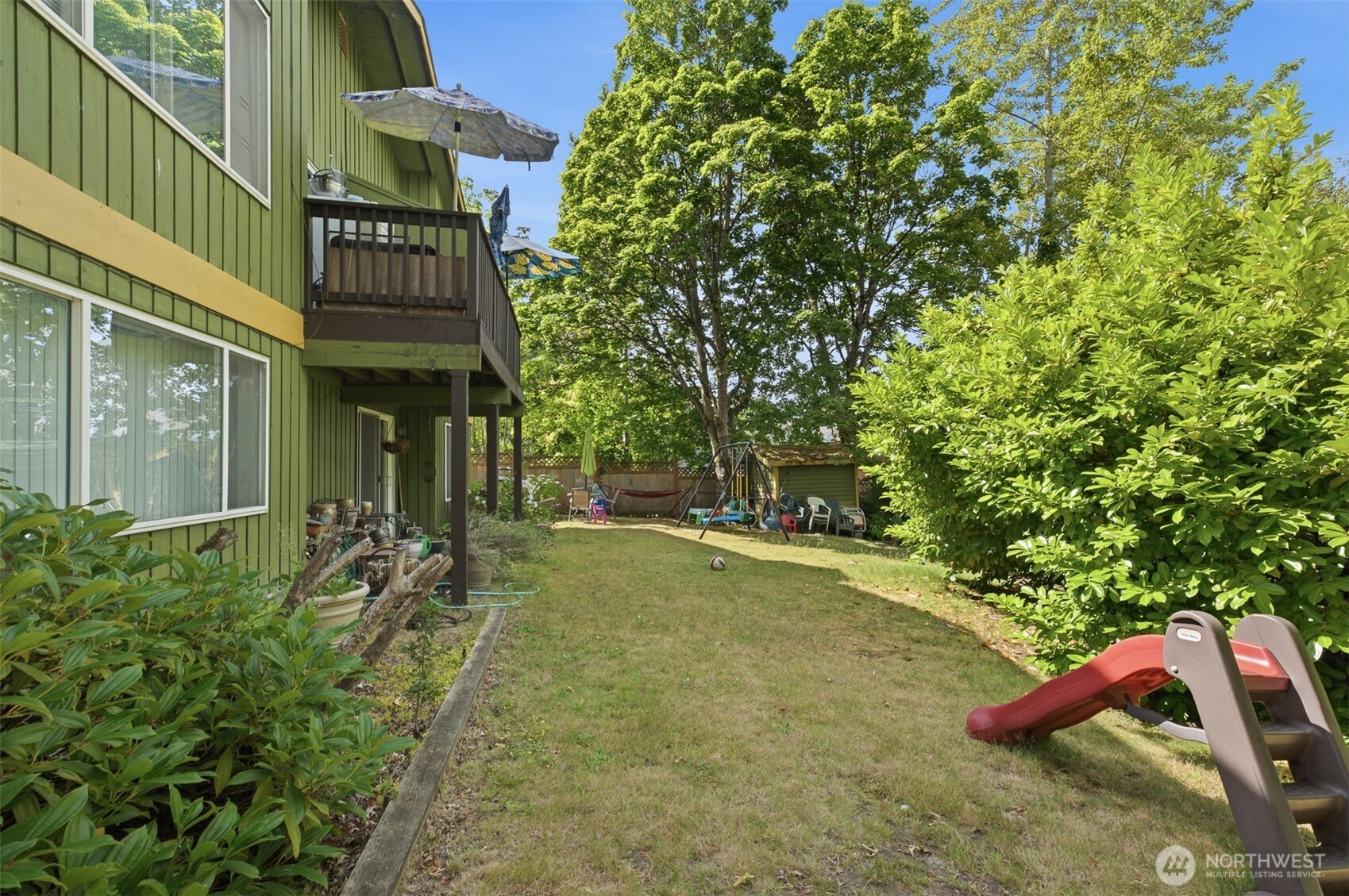 14001 35th Avenue Property Photo 3