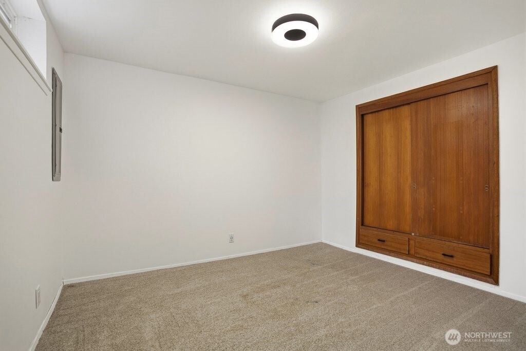 16601 8th Avenue Property Photo 23