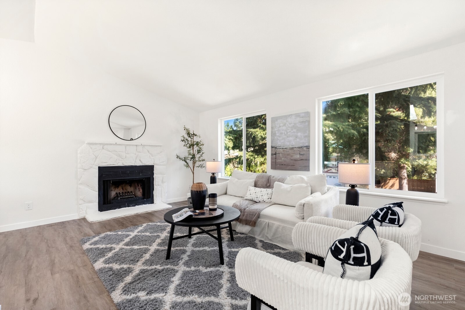 1725 211th Place Property Photo 3