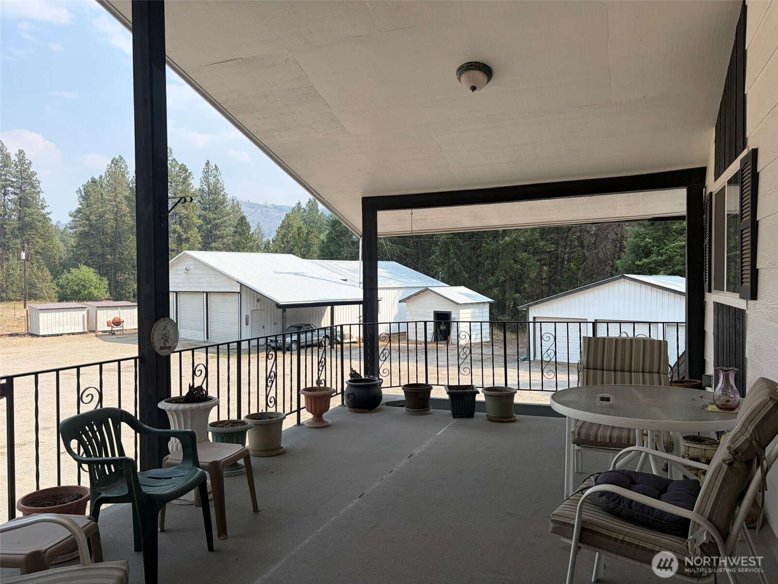 499 W 9th Street Property Photo 19