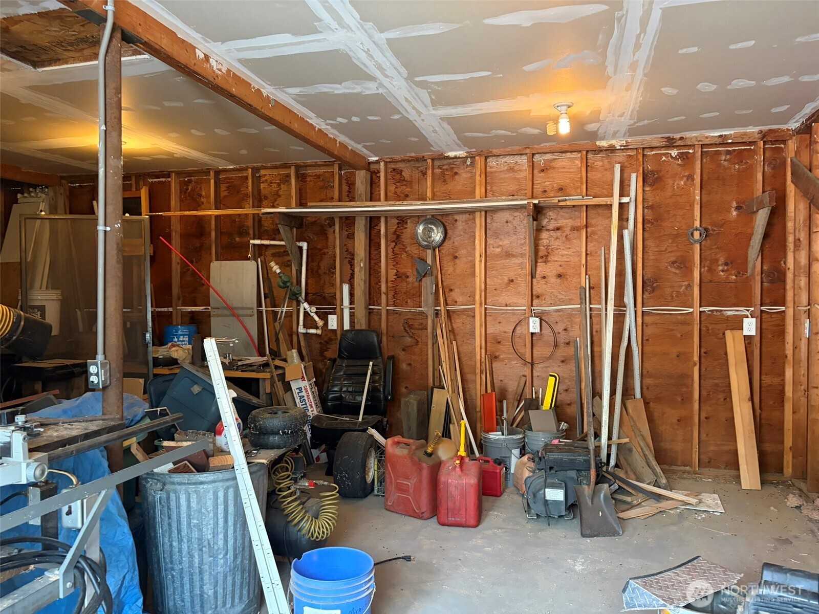 499 W 9th Street Property Photo 21