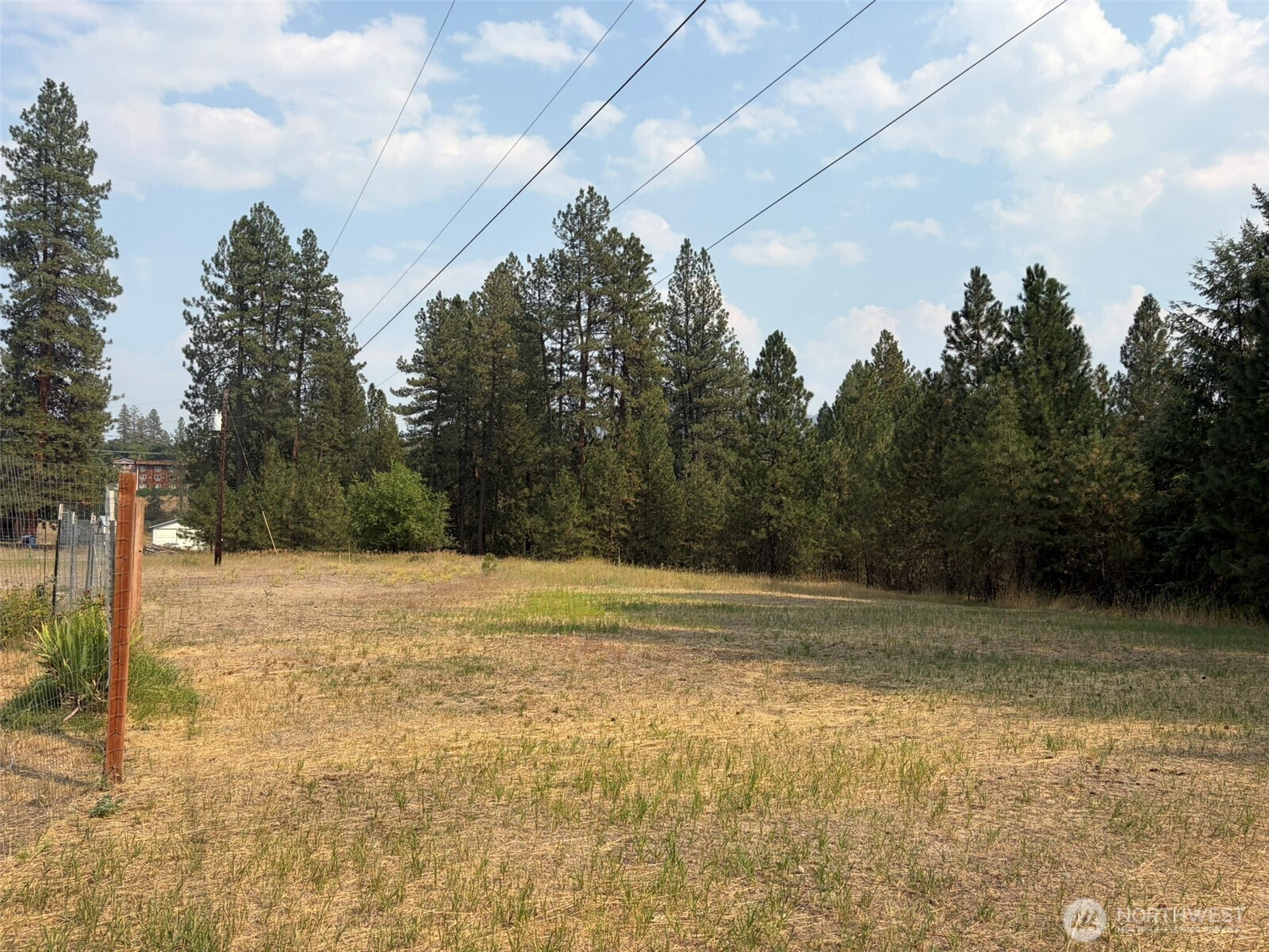 499 W 9th Street Property Photo 29