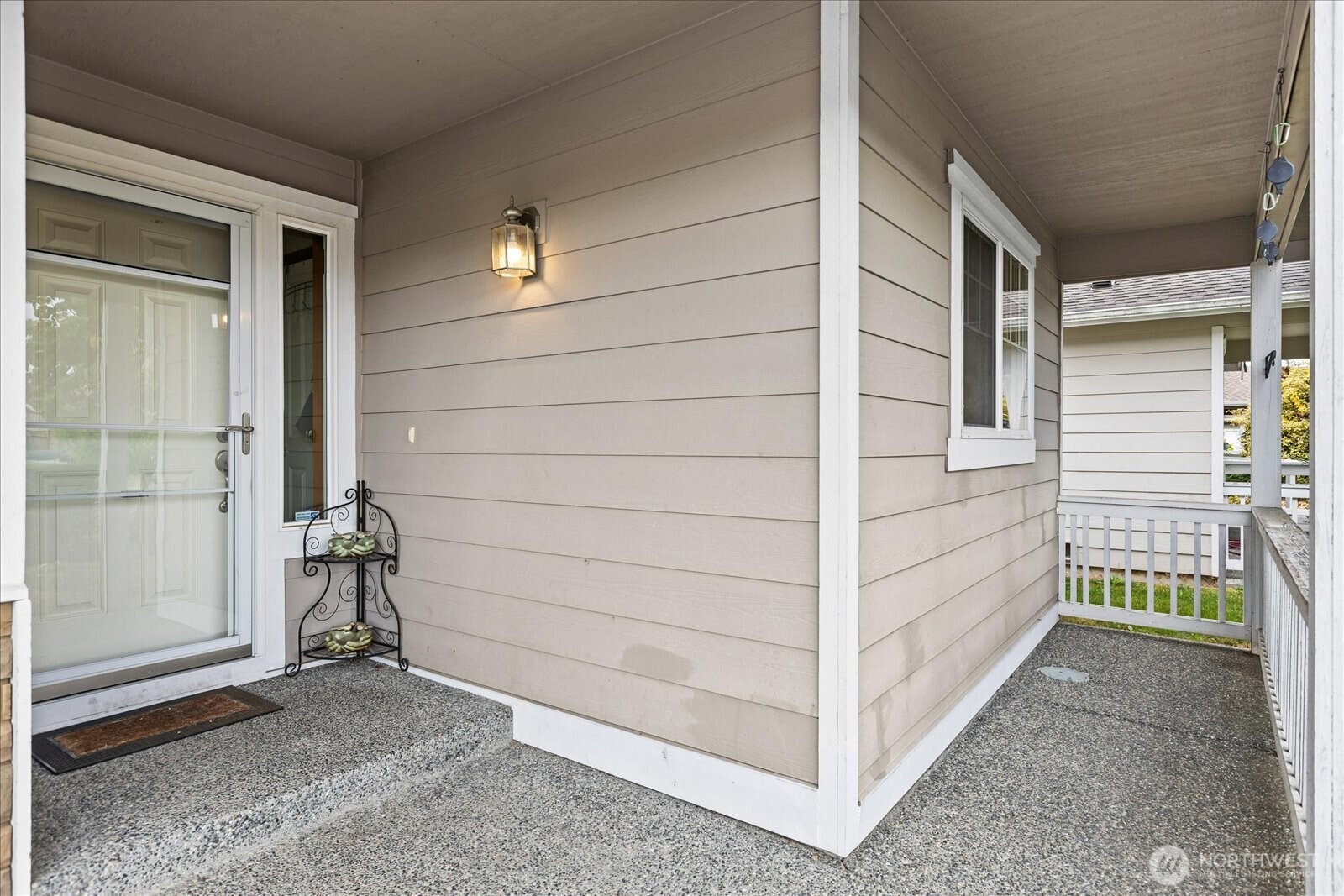 5725 121st Place Property Photo 3
