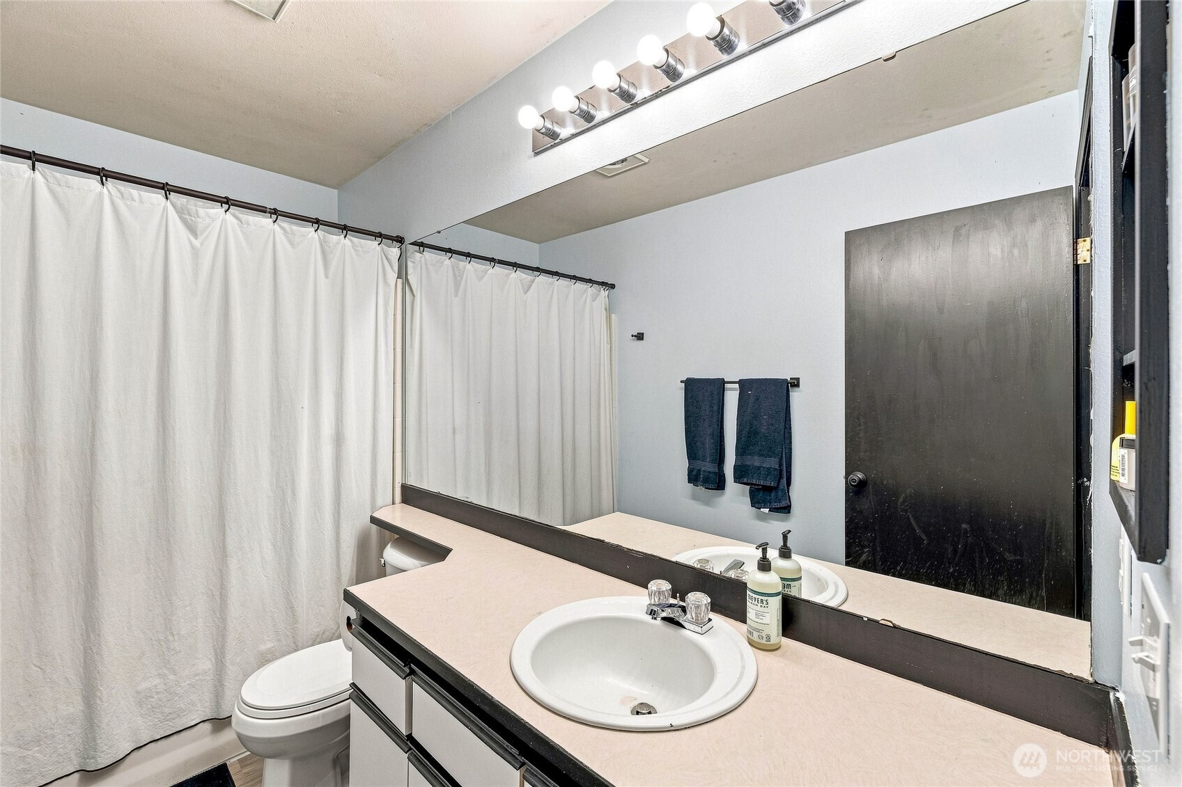 9210 Market Place G102 Property Photo 14