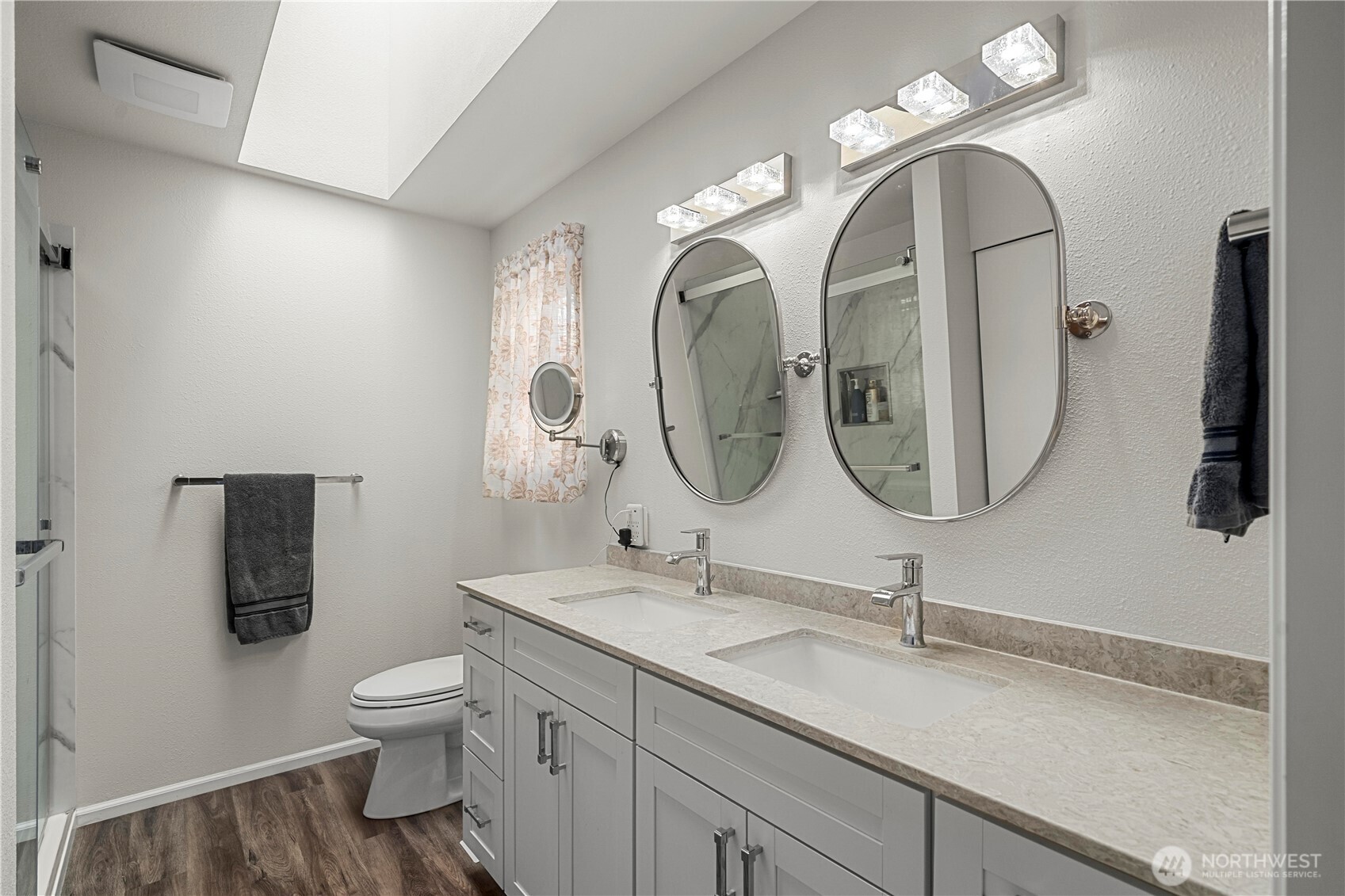 2306 Gary Court Property Photo 12