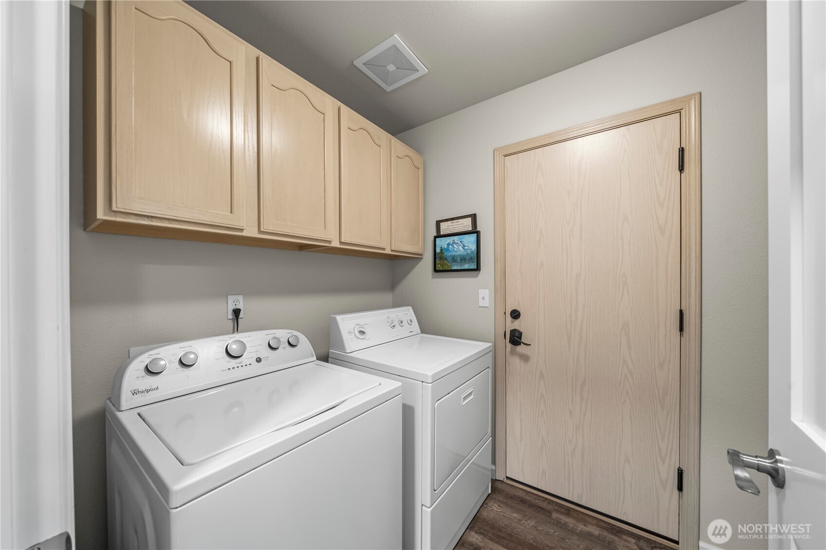 2306 Gary Court Property Photo 17
