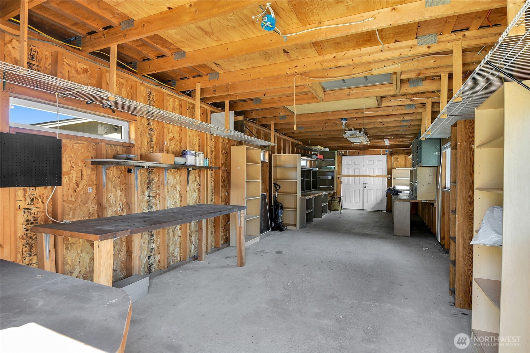 544 S Morris Avenue Property Photo 17