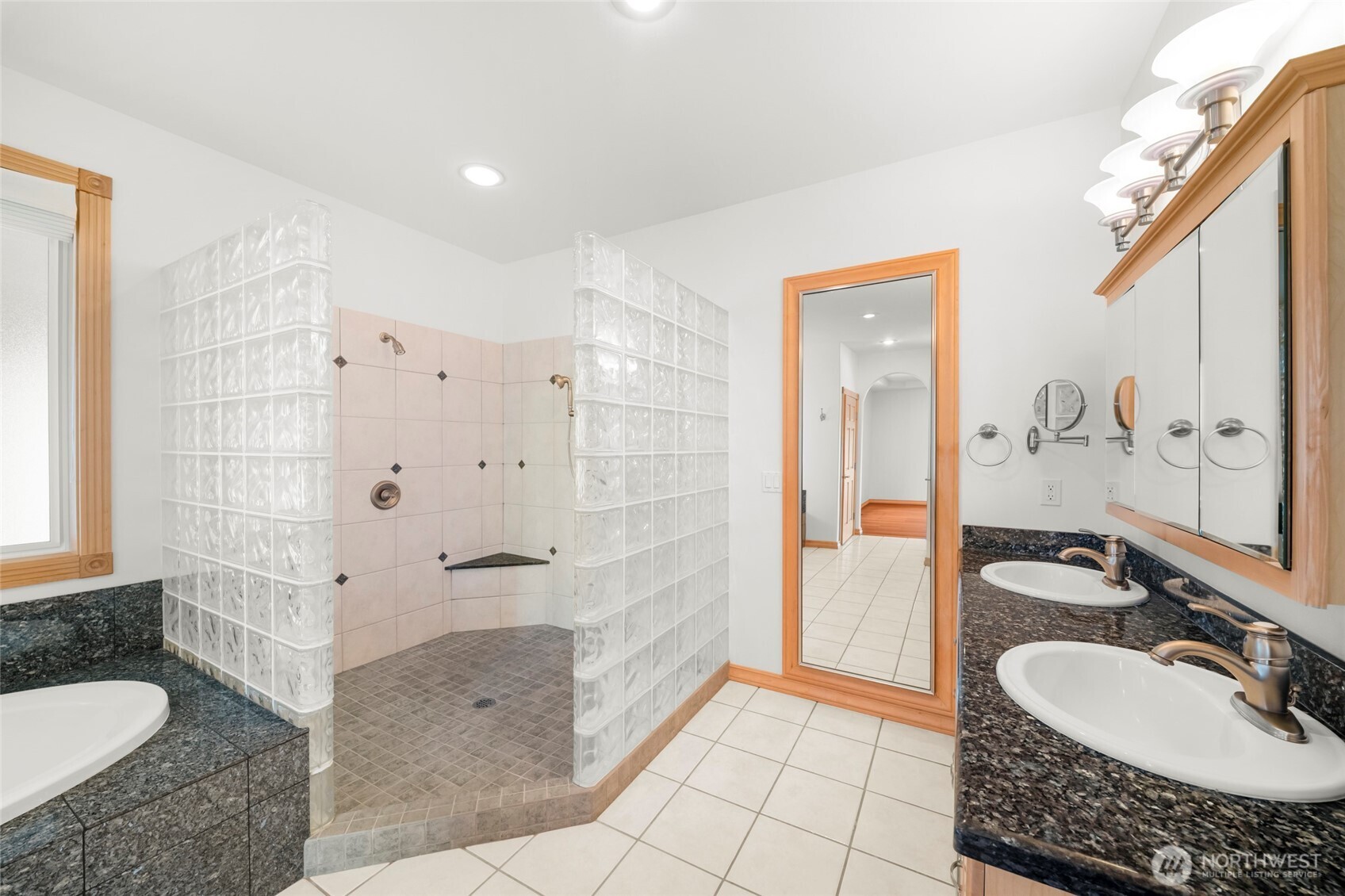 9216 Milburn Loop Property Photo 22