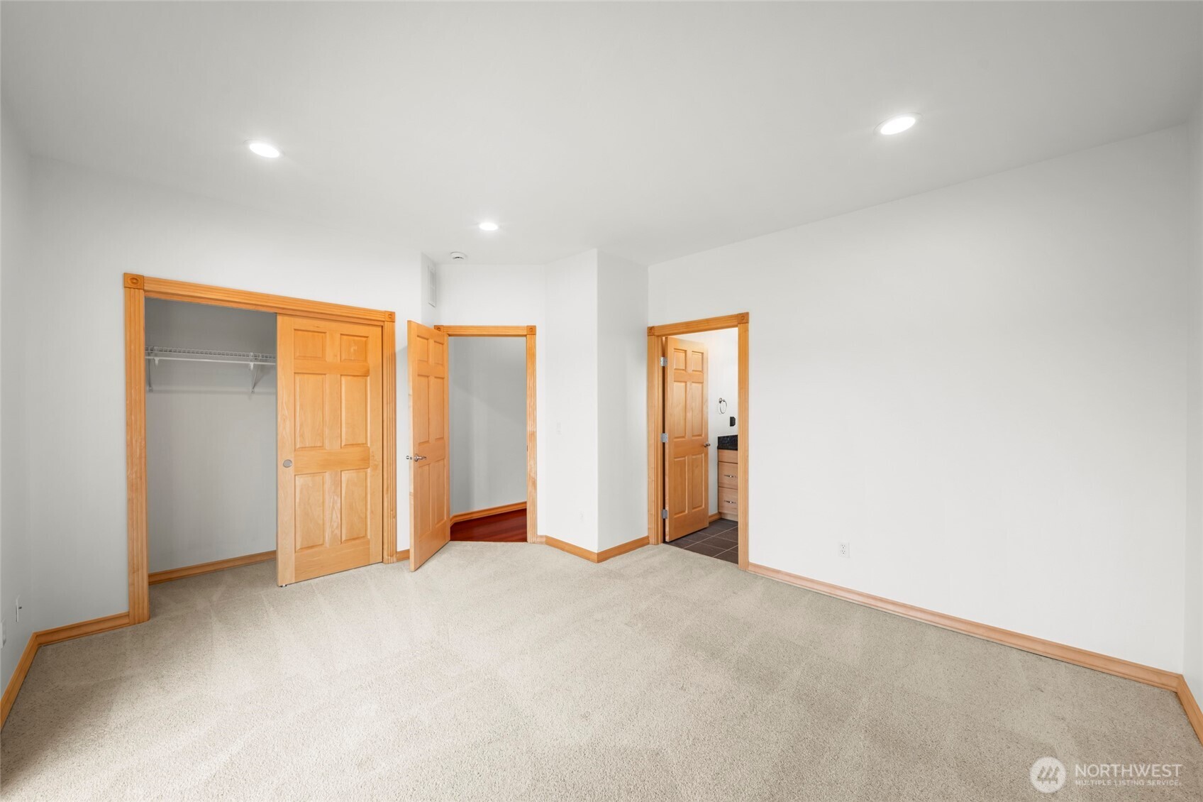 9216 Milburn Loop Property Photo 29