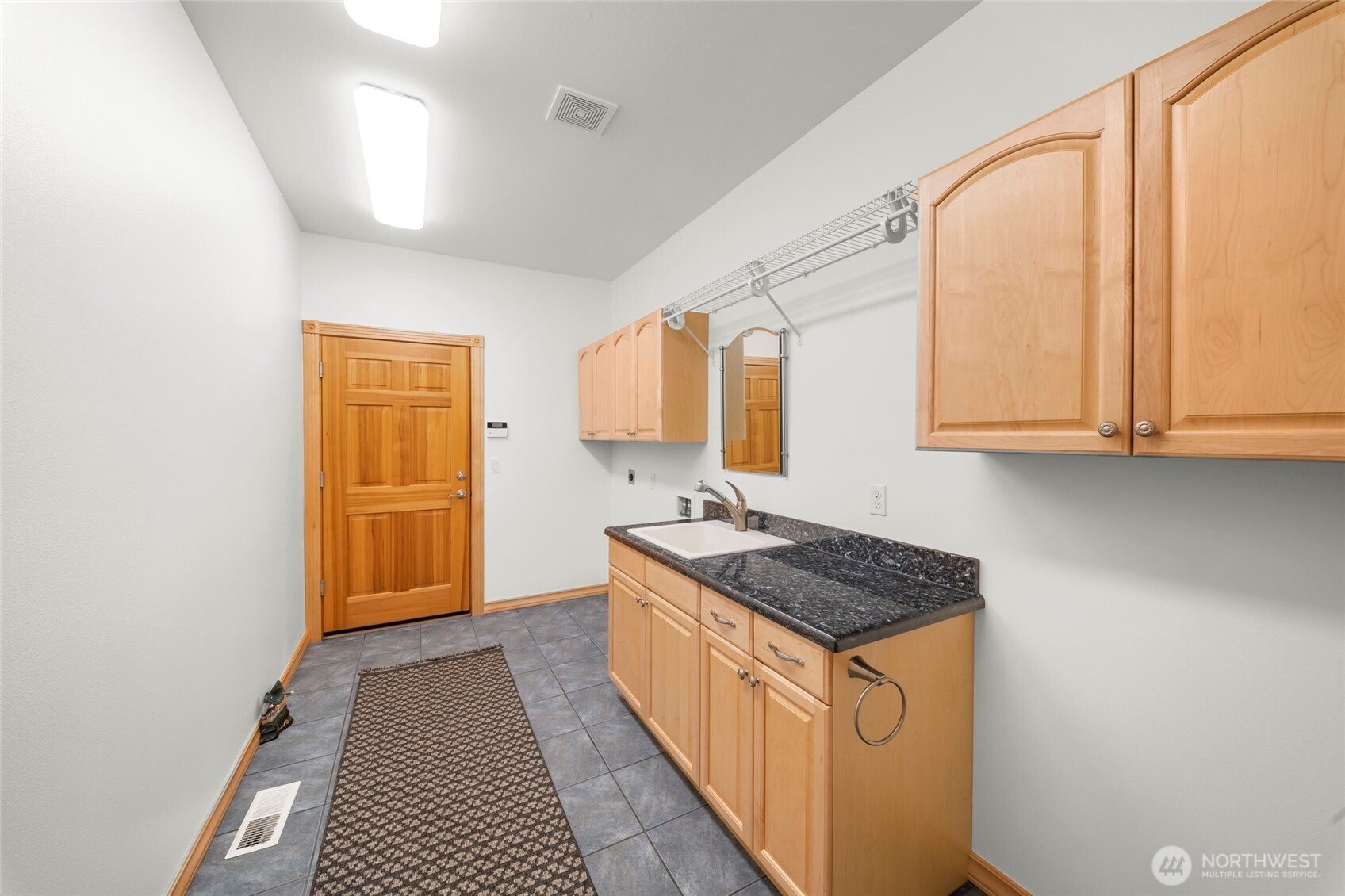 9216 Milburn Loop Property Photo 31