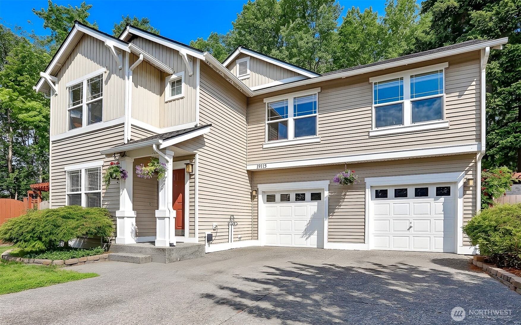 14115 47th Drive Property Photo 1