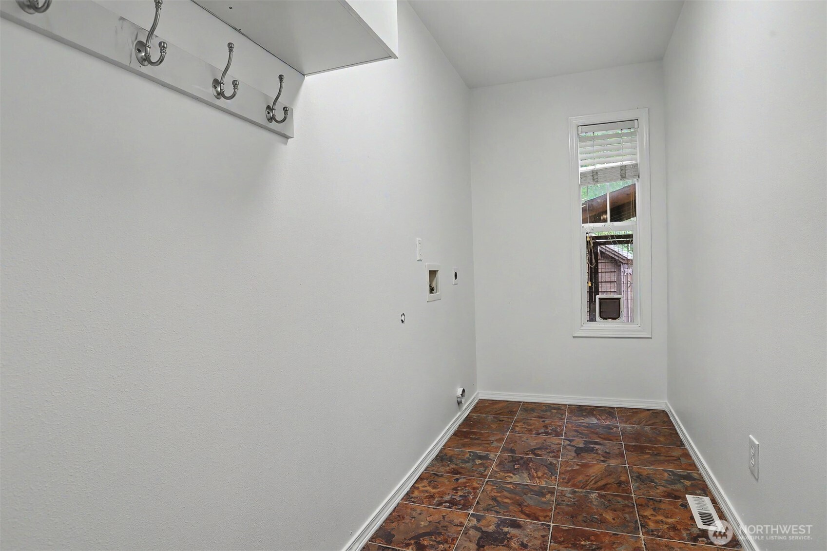 14115 47th Drive Property Photo 14
