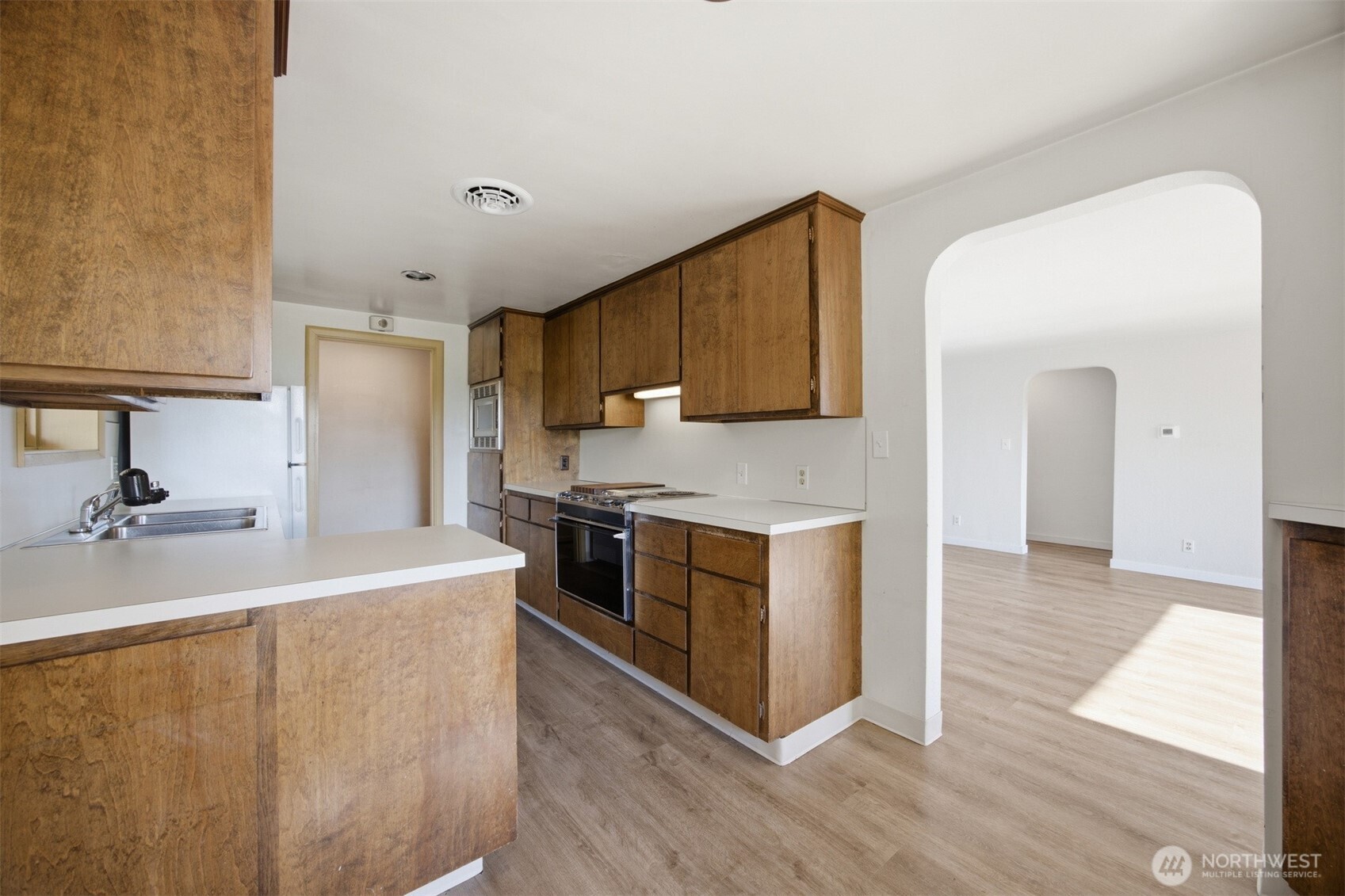 1207 32nd Street Property Photo 8