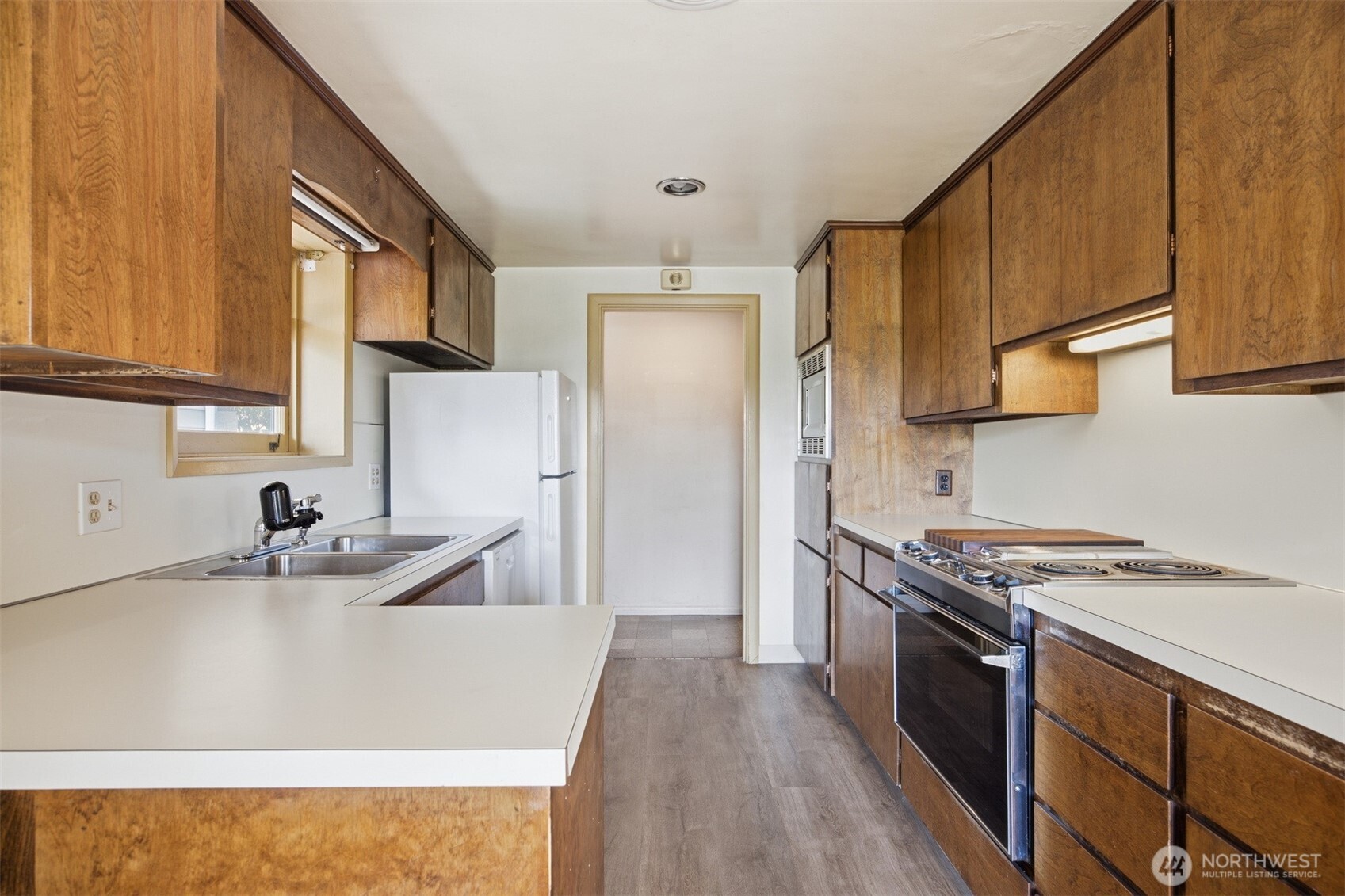 1207 32nd Street Property Photo 10