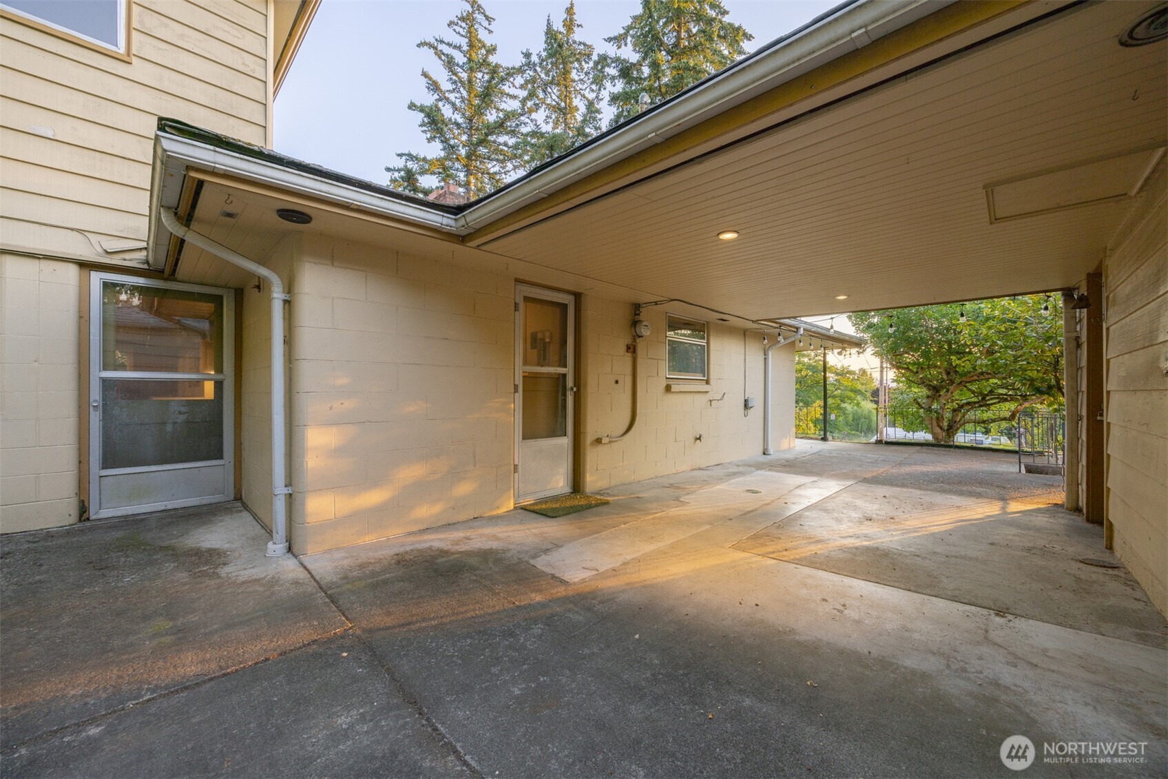 1207 32nd Street Property Photo 27