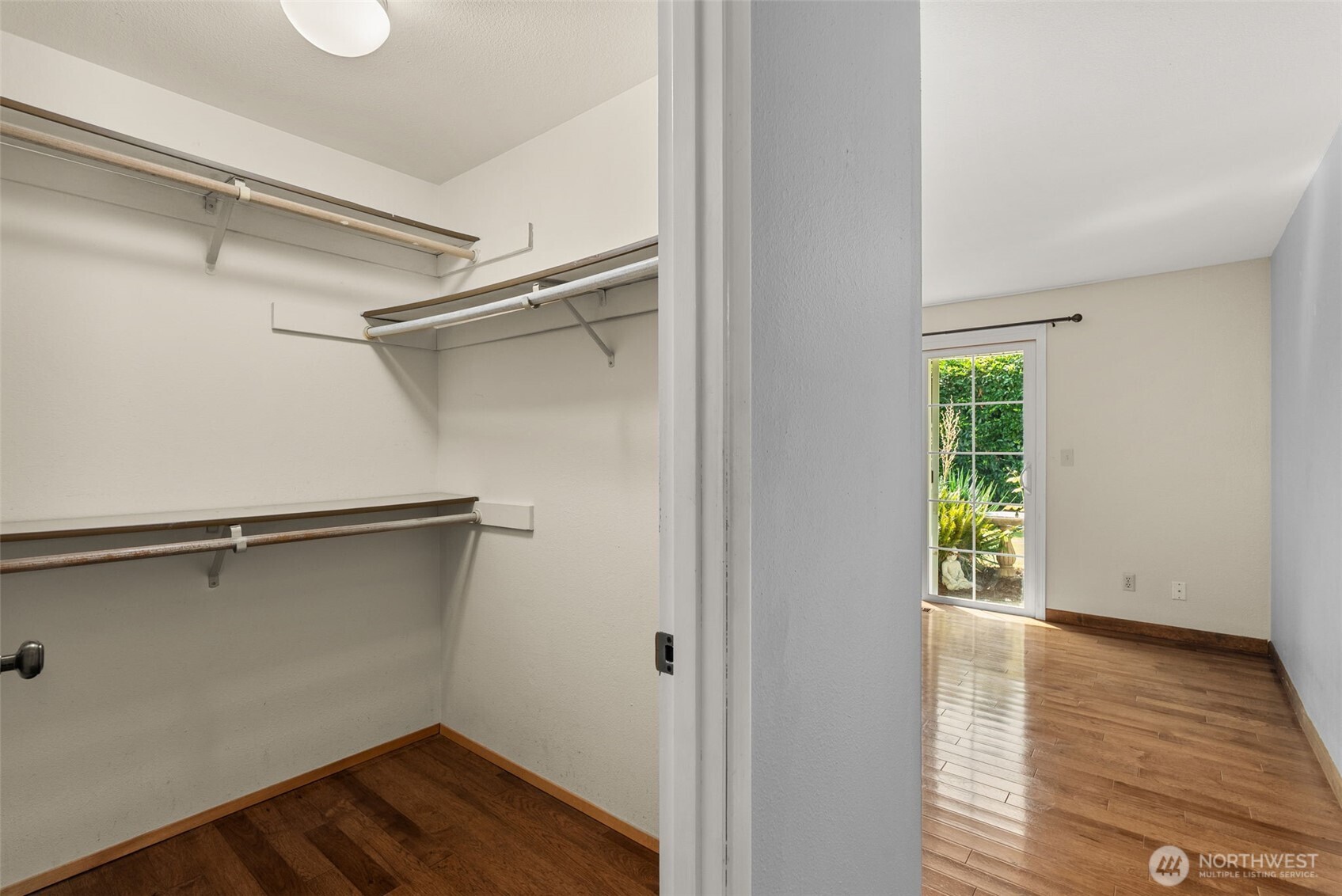 2011 Baker Terrace Property Photo 16
