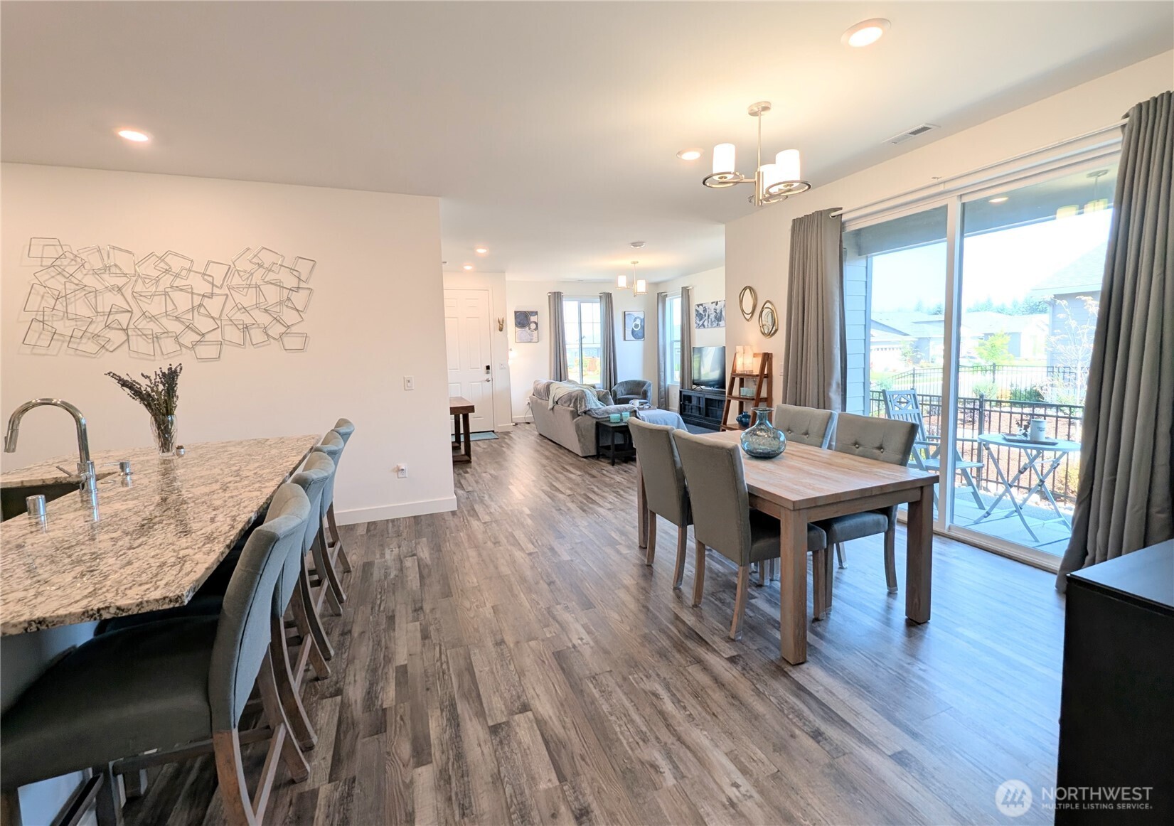 20724 150th Street Property Photo 9