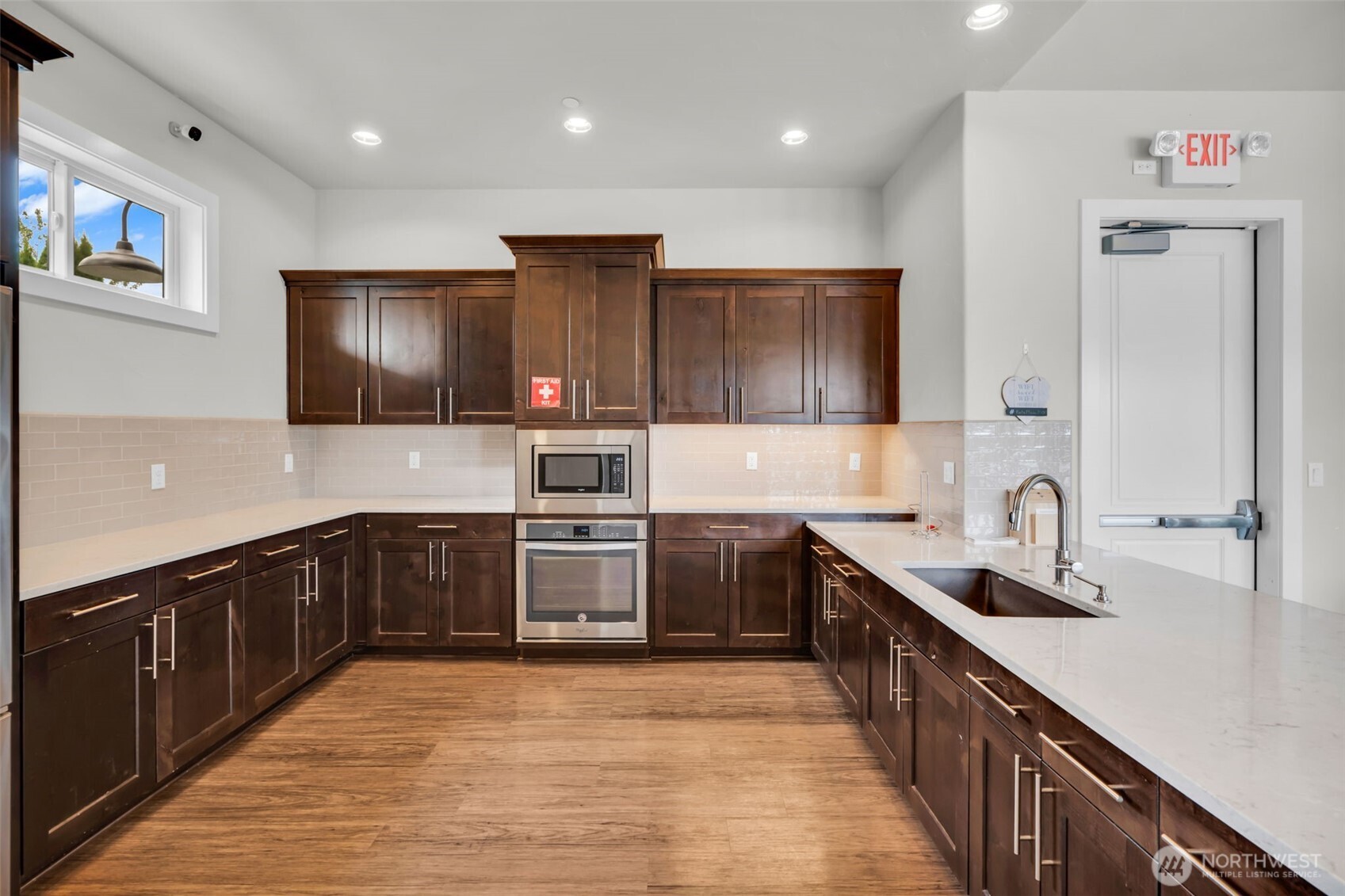 2213 Nw Sierra Way Property Photo 37