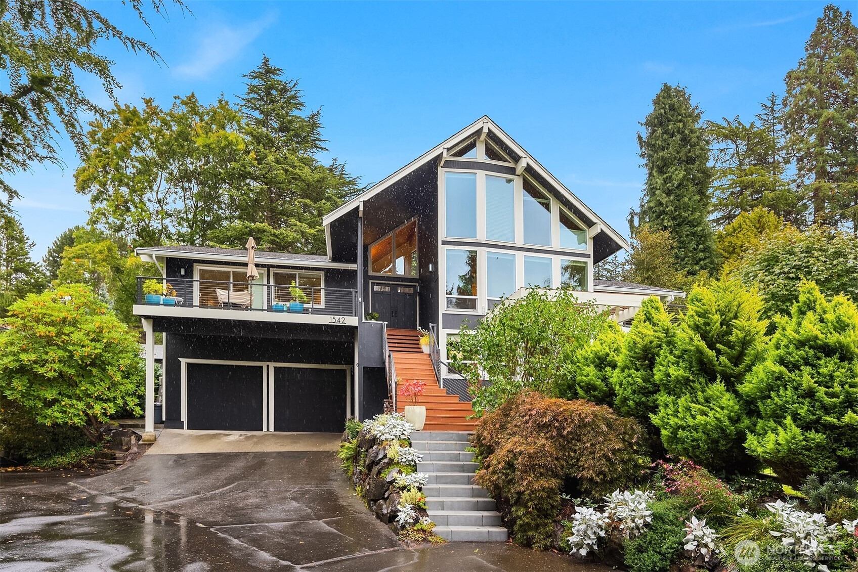 1542 10th Place Property Photo 1