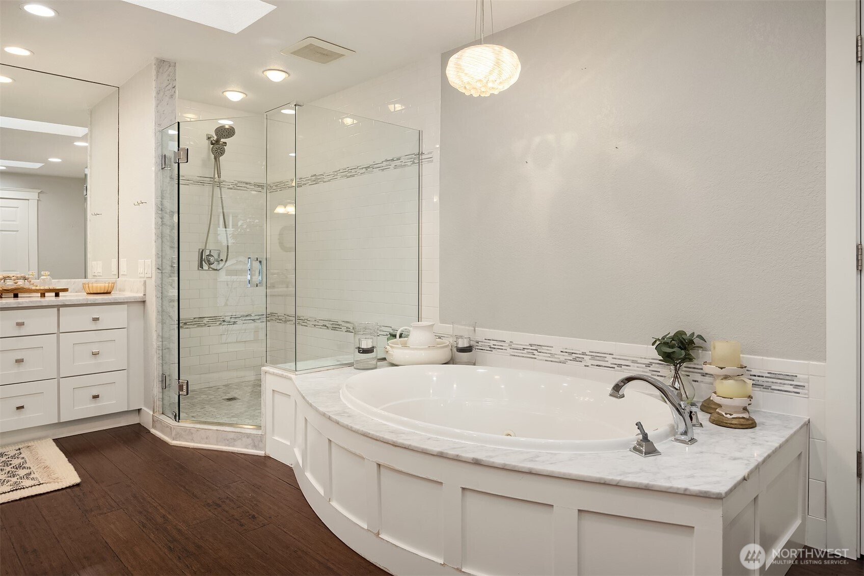 1542 10th Place Property Photo 18