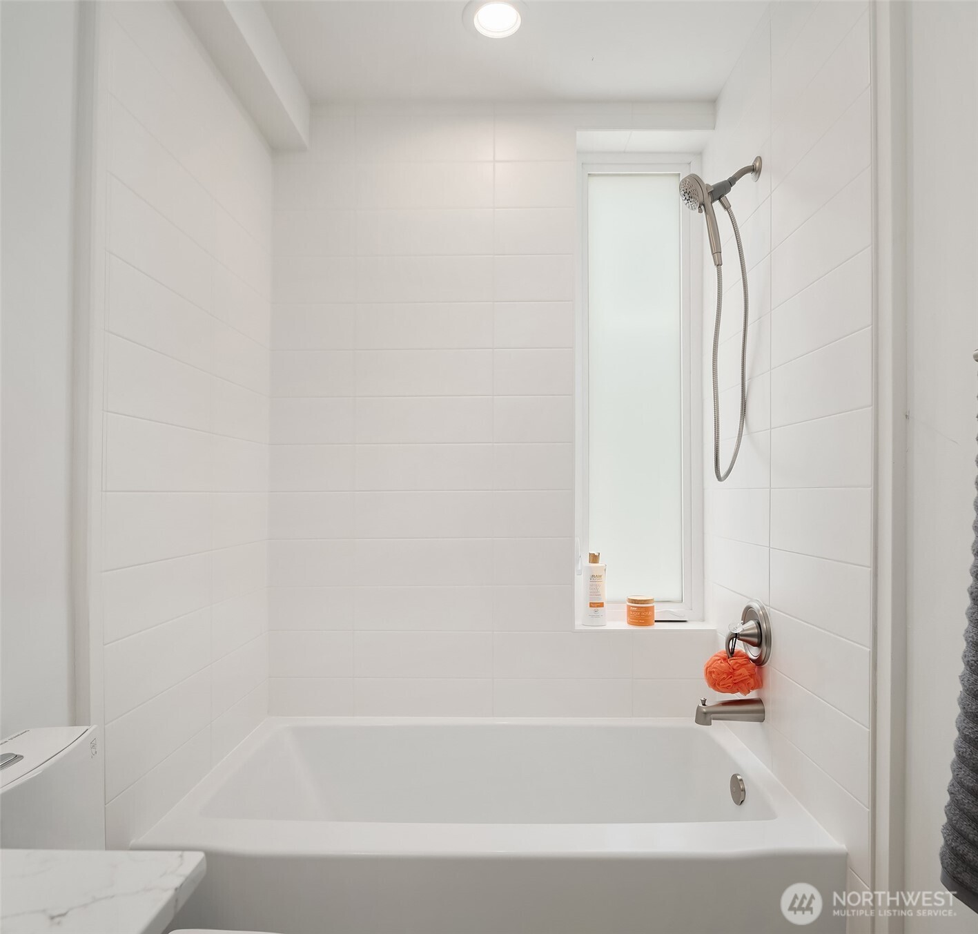 633 13th Avenue Property Photo 15