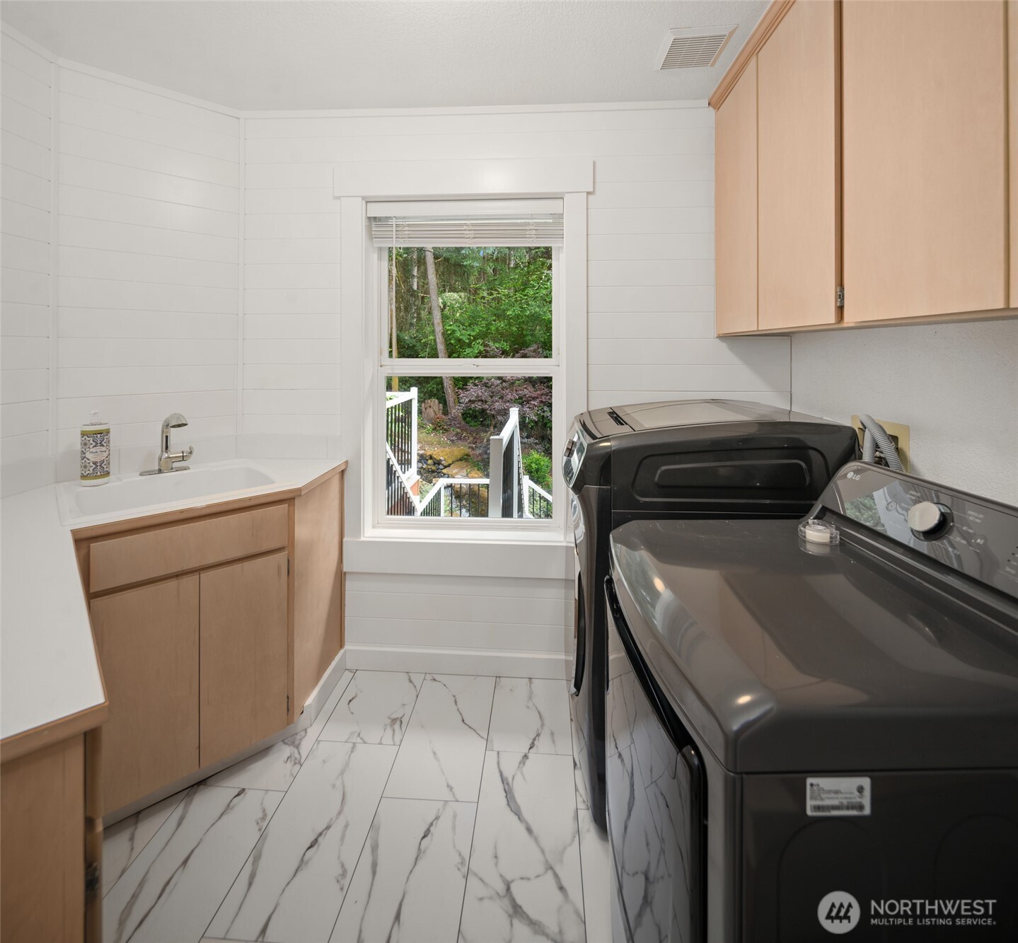 10516 36th Street Ct Property Photo 16