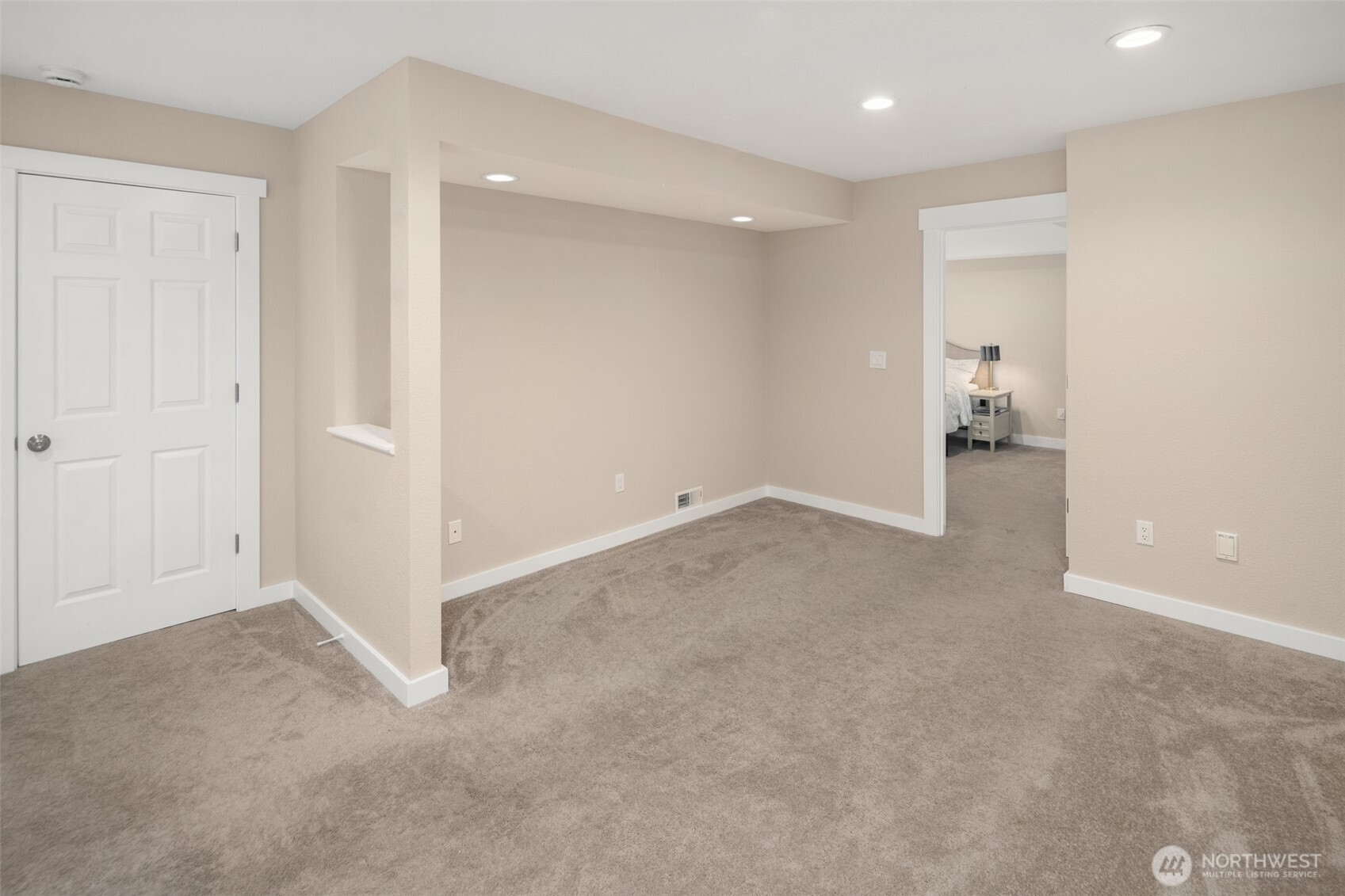 10516 36th Street Ct Property Photo 23