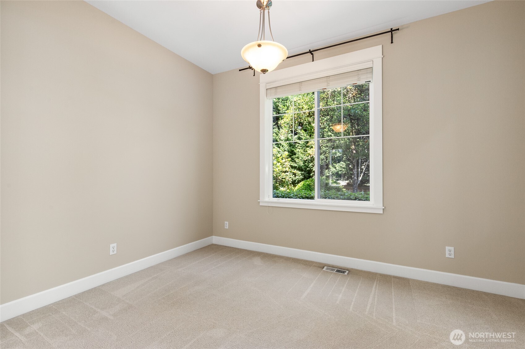 15381 129th Avenue Property Photo 10