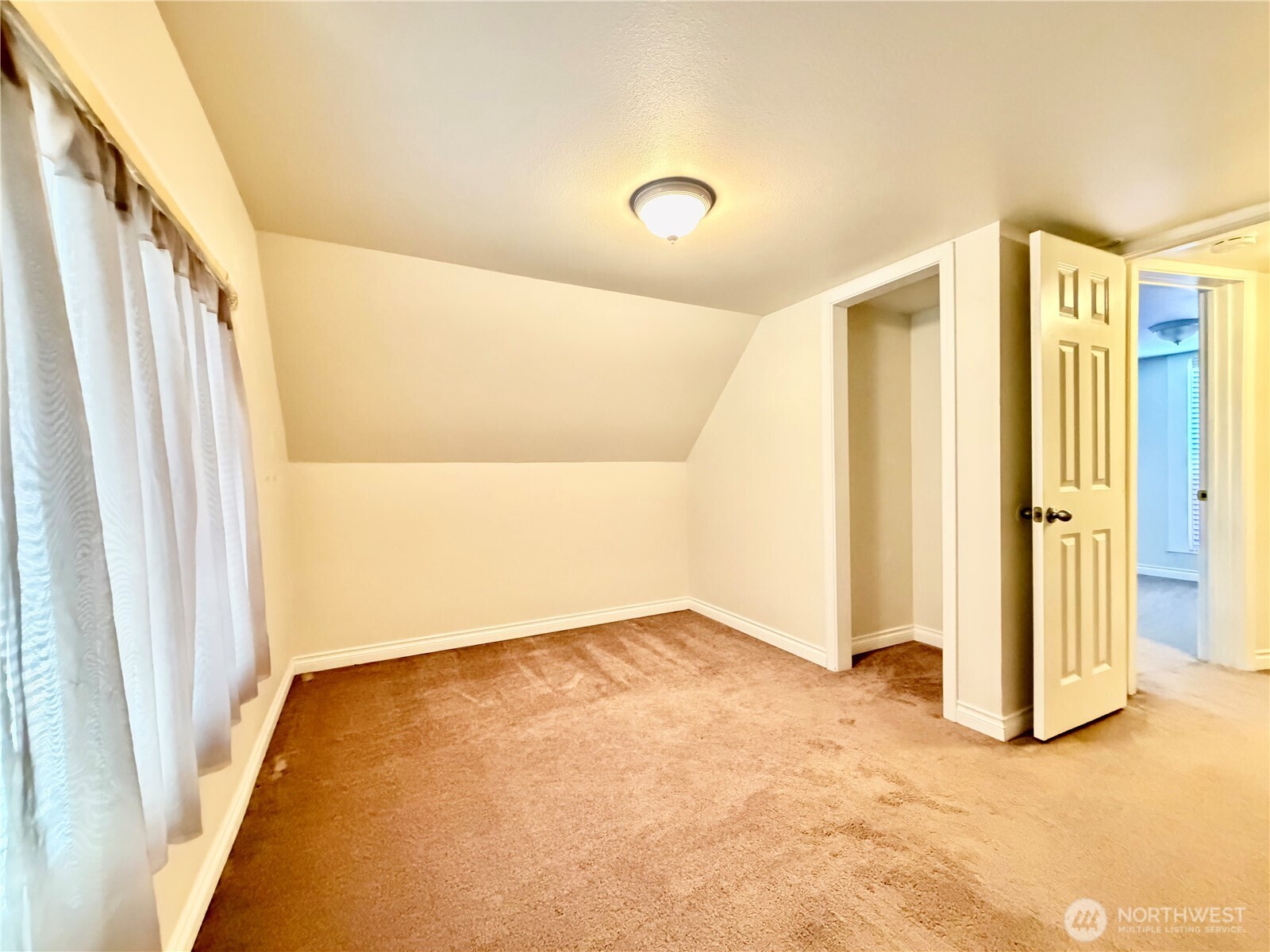 414 S 4th St. Property Photo 14