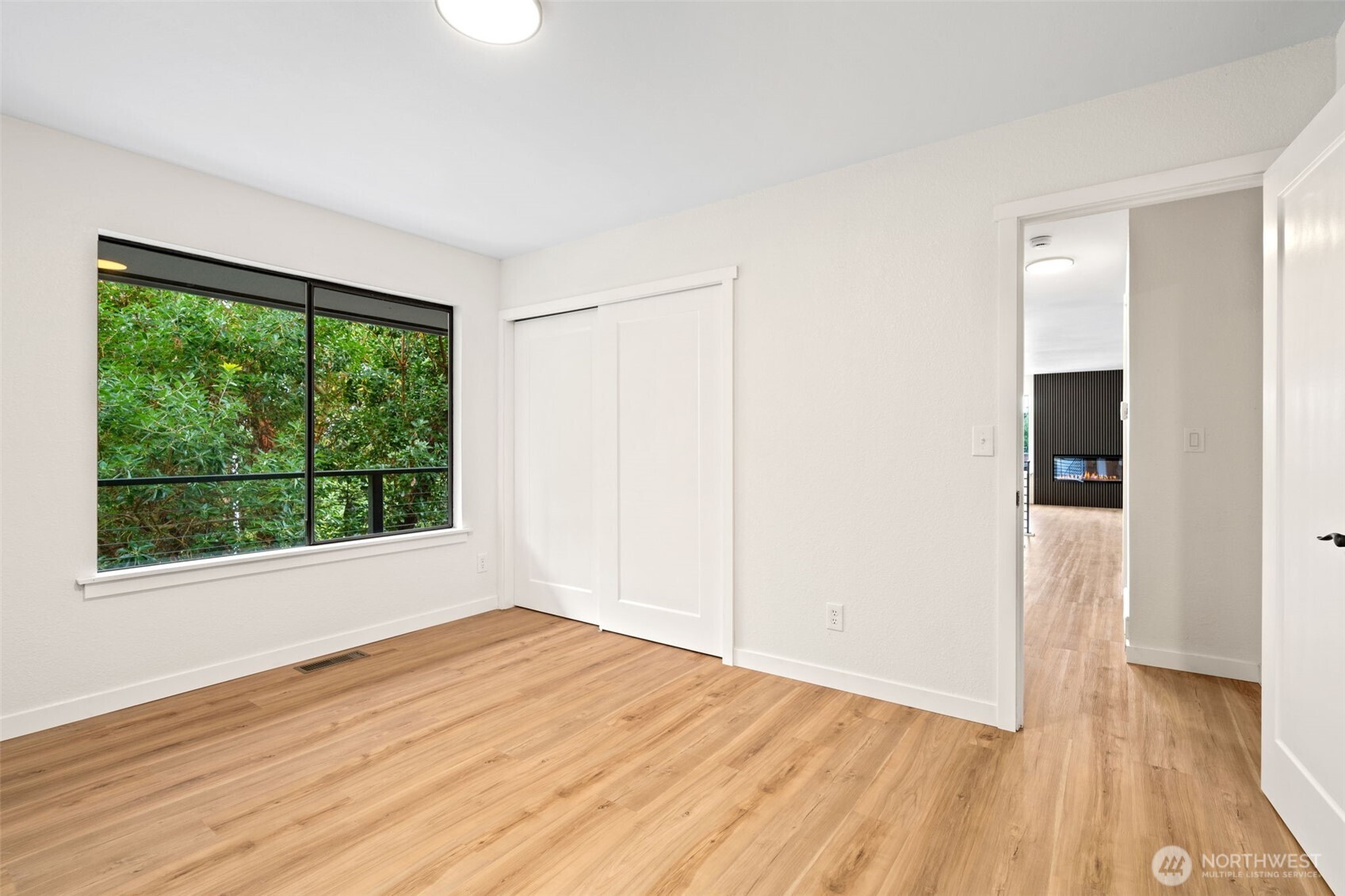 4808 E La Salle Street Property Photo 27