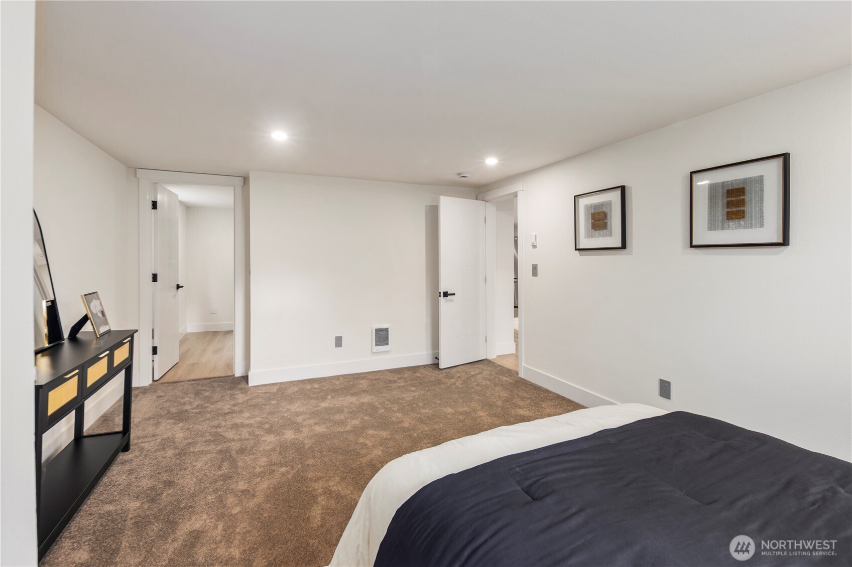 5520 Brooklyn Avenue Property Photo 19