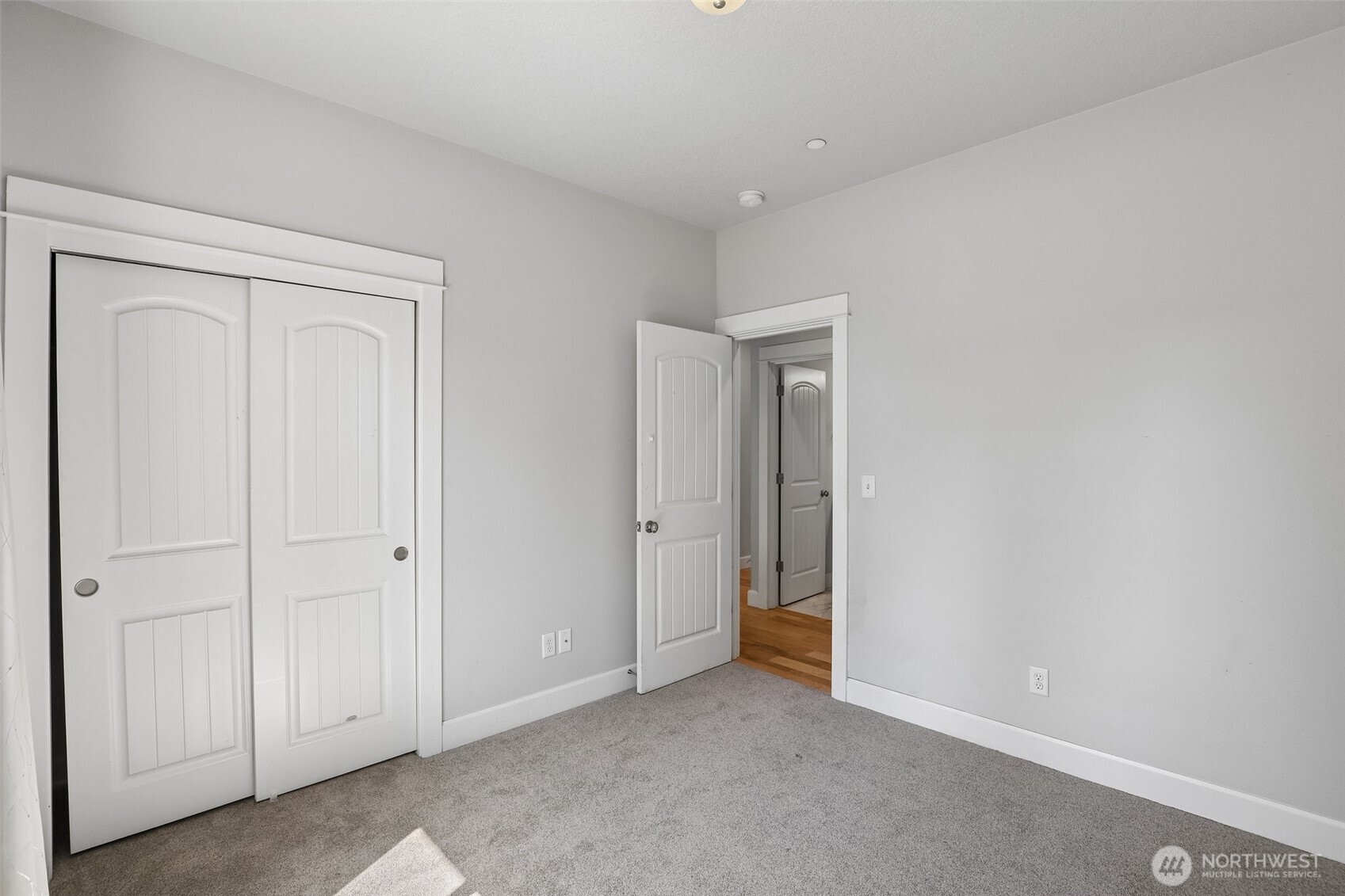 640 Se Sumner Street Property Photo 22