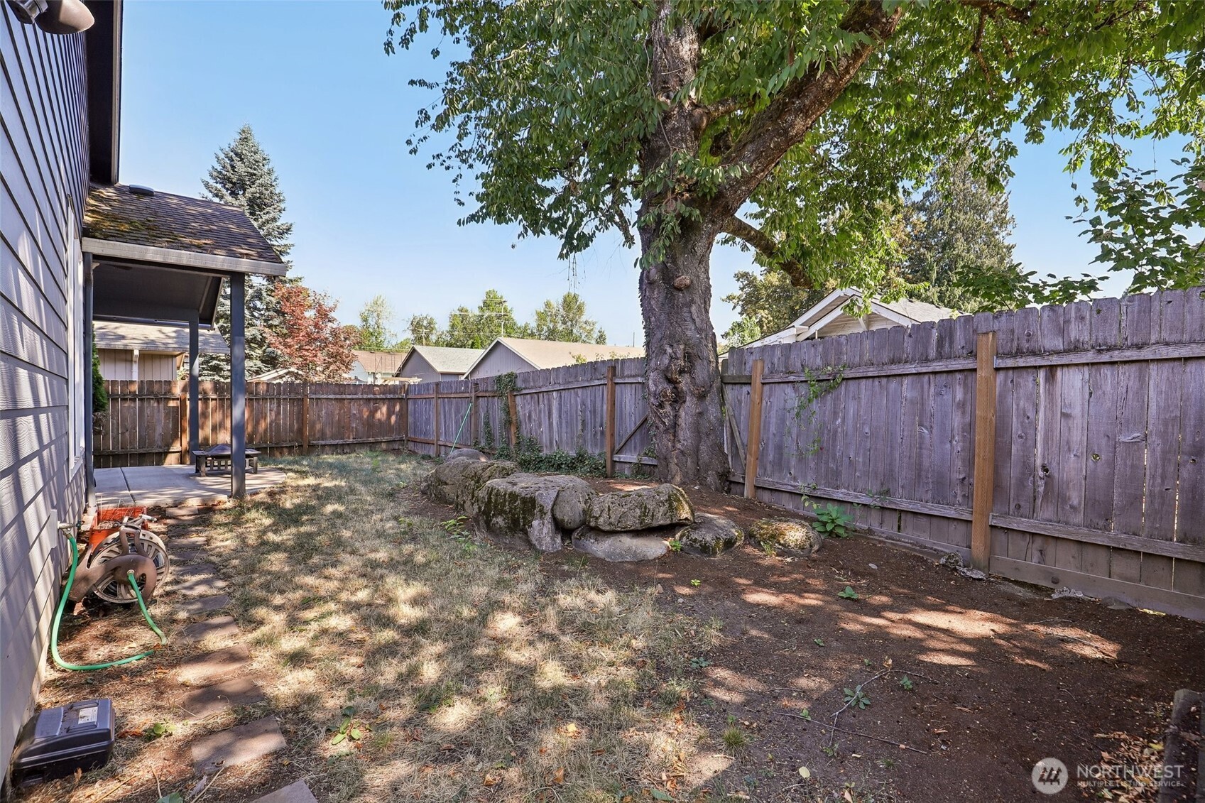 640 Se Sumner Street Property Photo 29