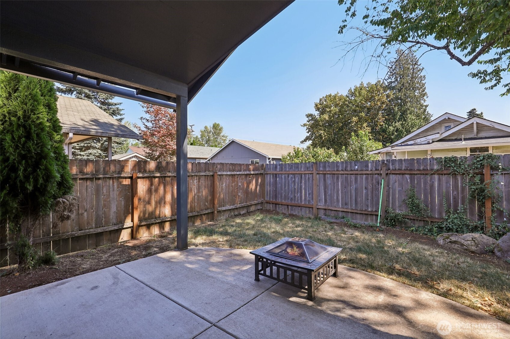 640 Se Sumner Street Property Photo 31
