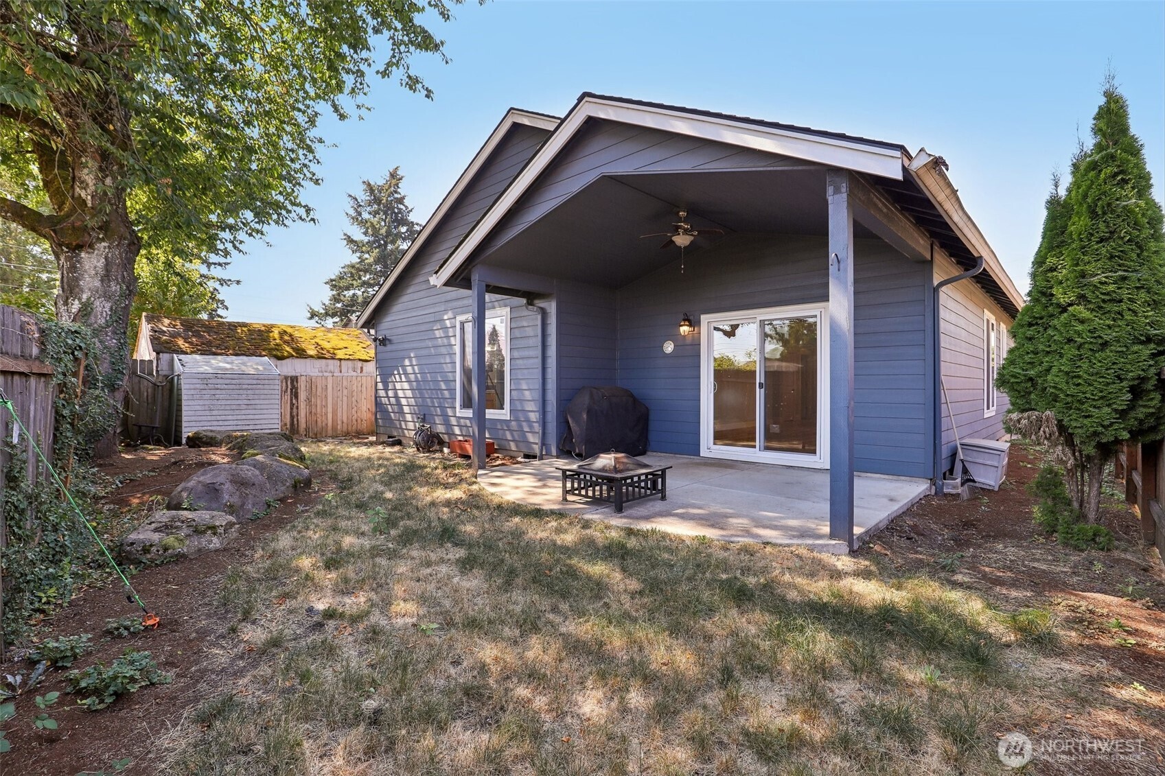 640 Se Sumner Street Property Photo 33