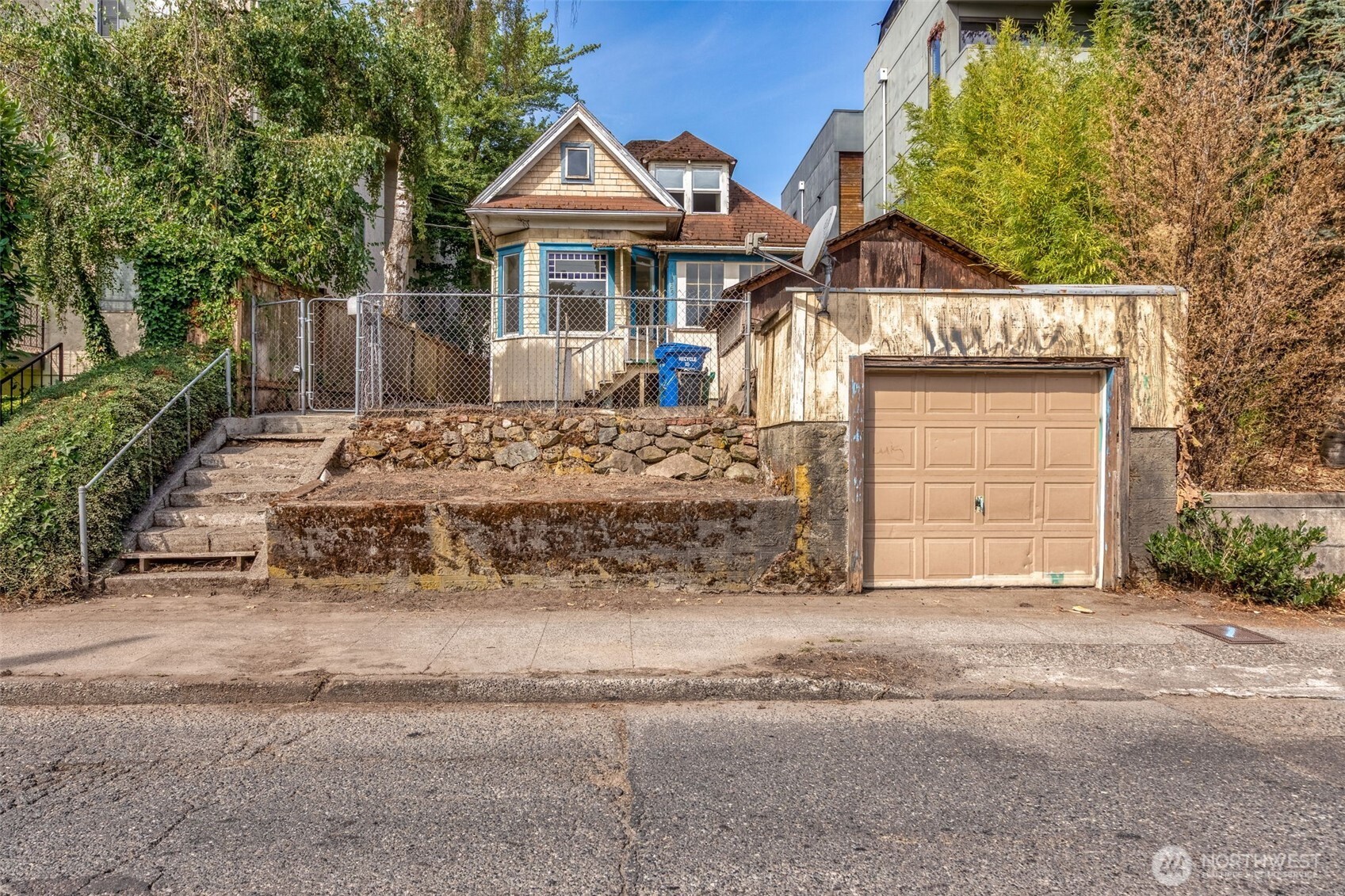1525 14th Avenue Property Photo 34