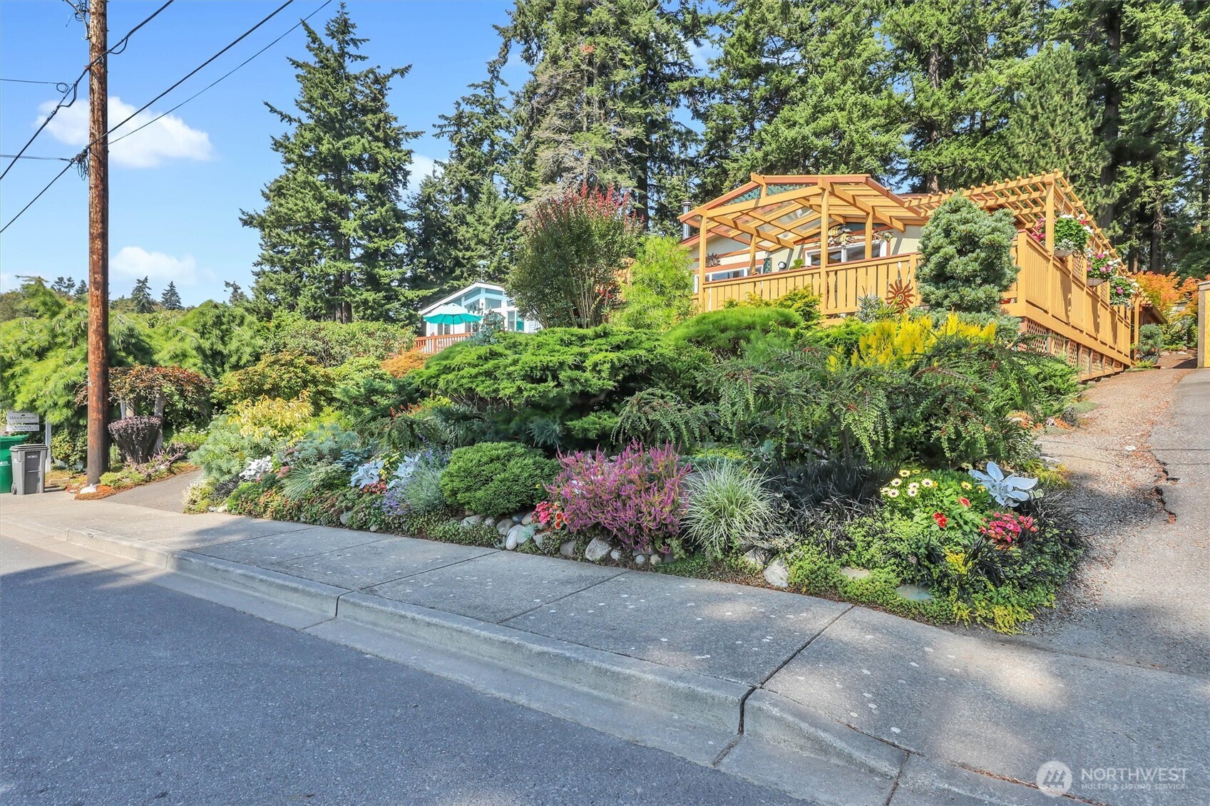 4303 77th Place Property Photo 38