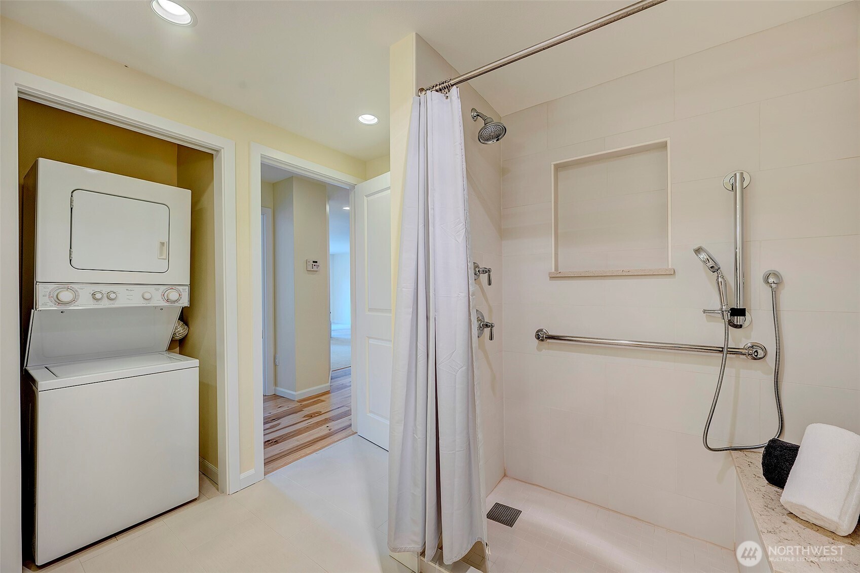 4117 Providence Point Drive Property Photo 15